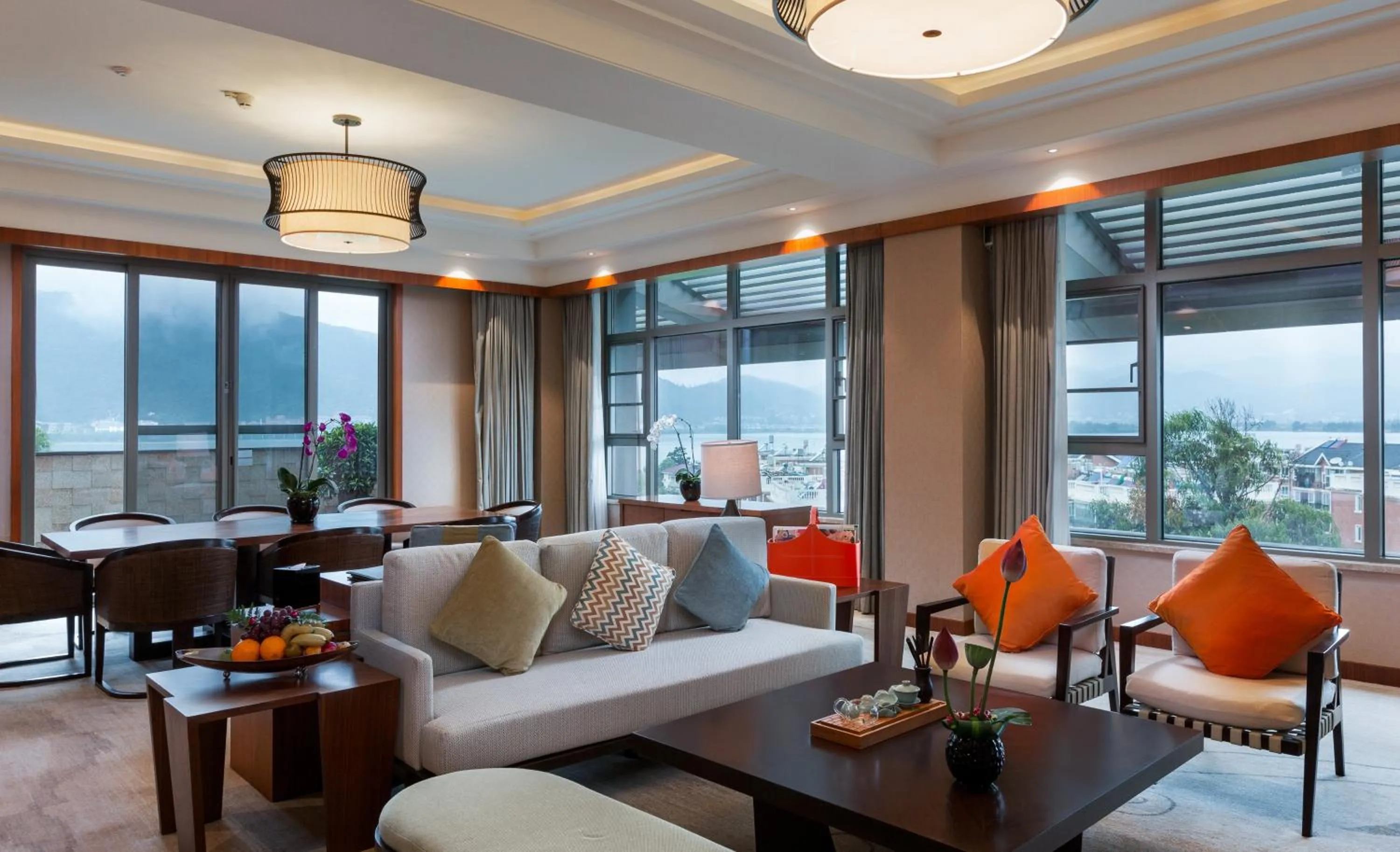 Photo of the whole room in InterContinental Kunming by IHG