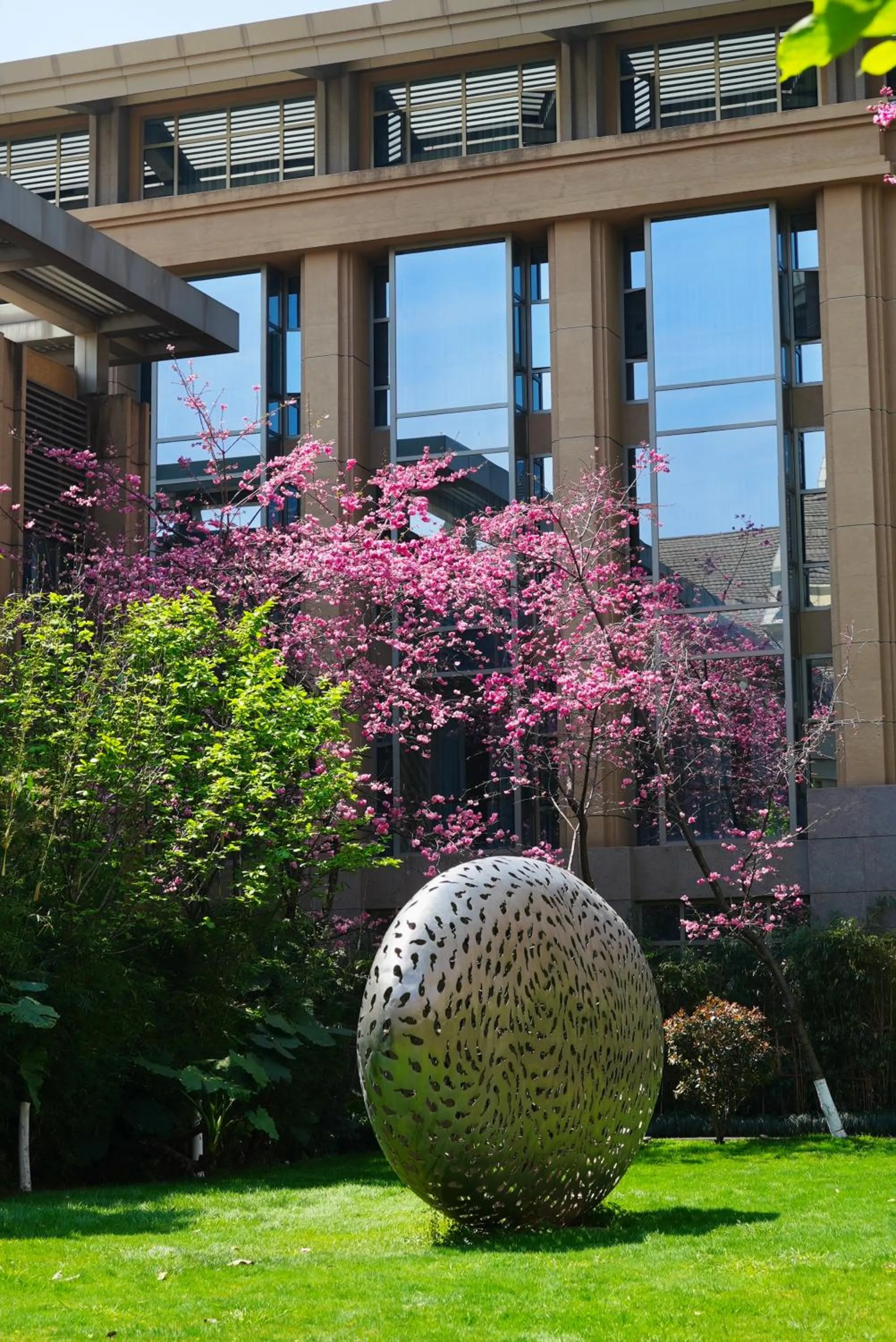 Property building in InterContinental Kunming by IHG