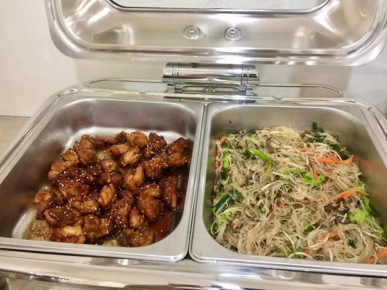 Food and drinks in HANA Stay