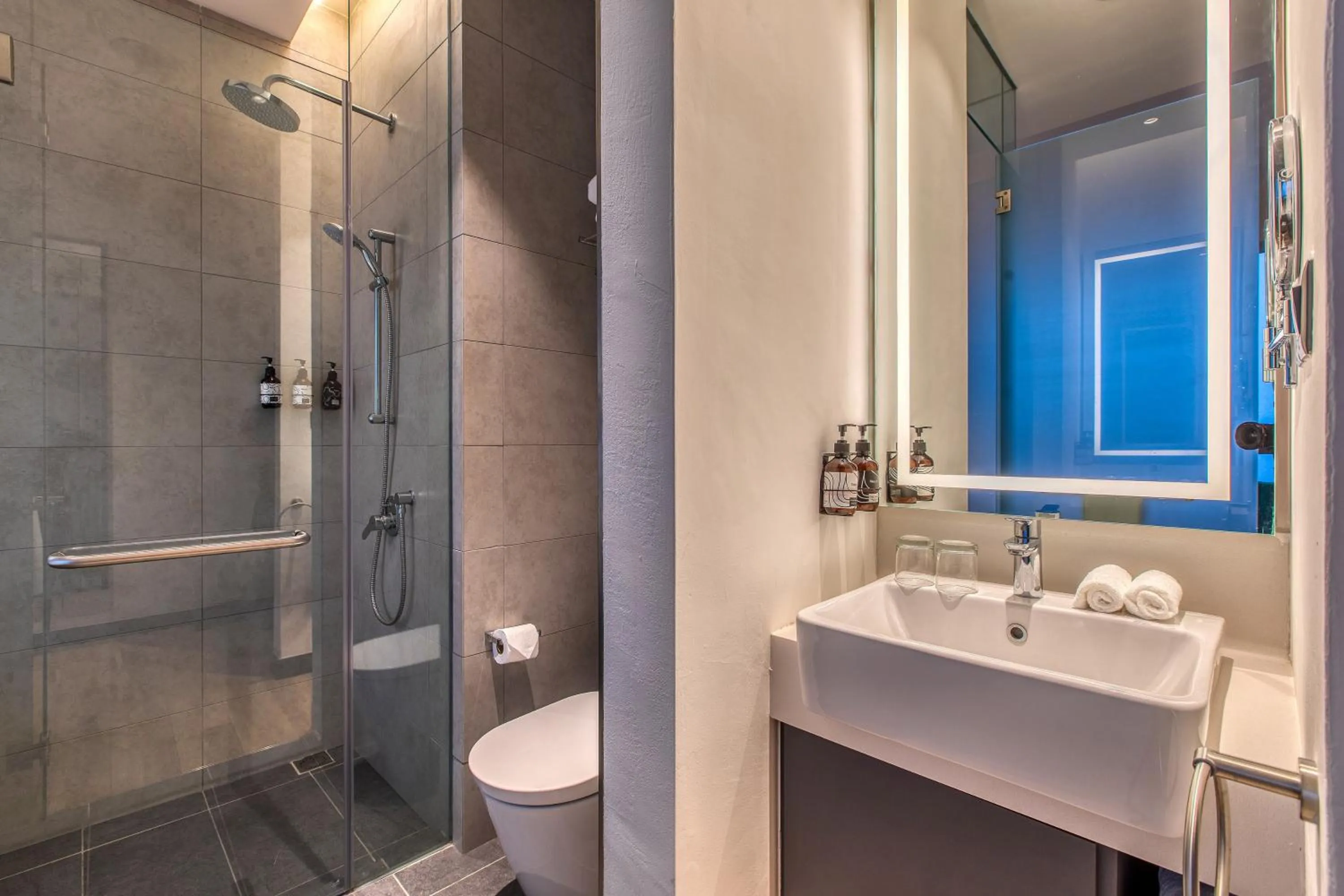 Shower in INNSiDE by Meliá Kuala Lumpur