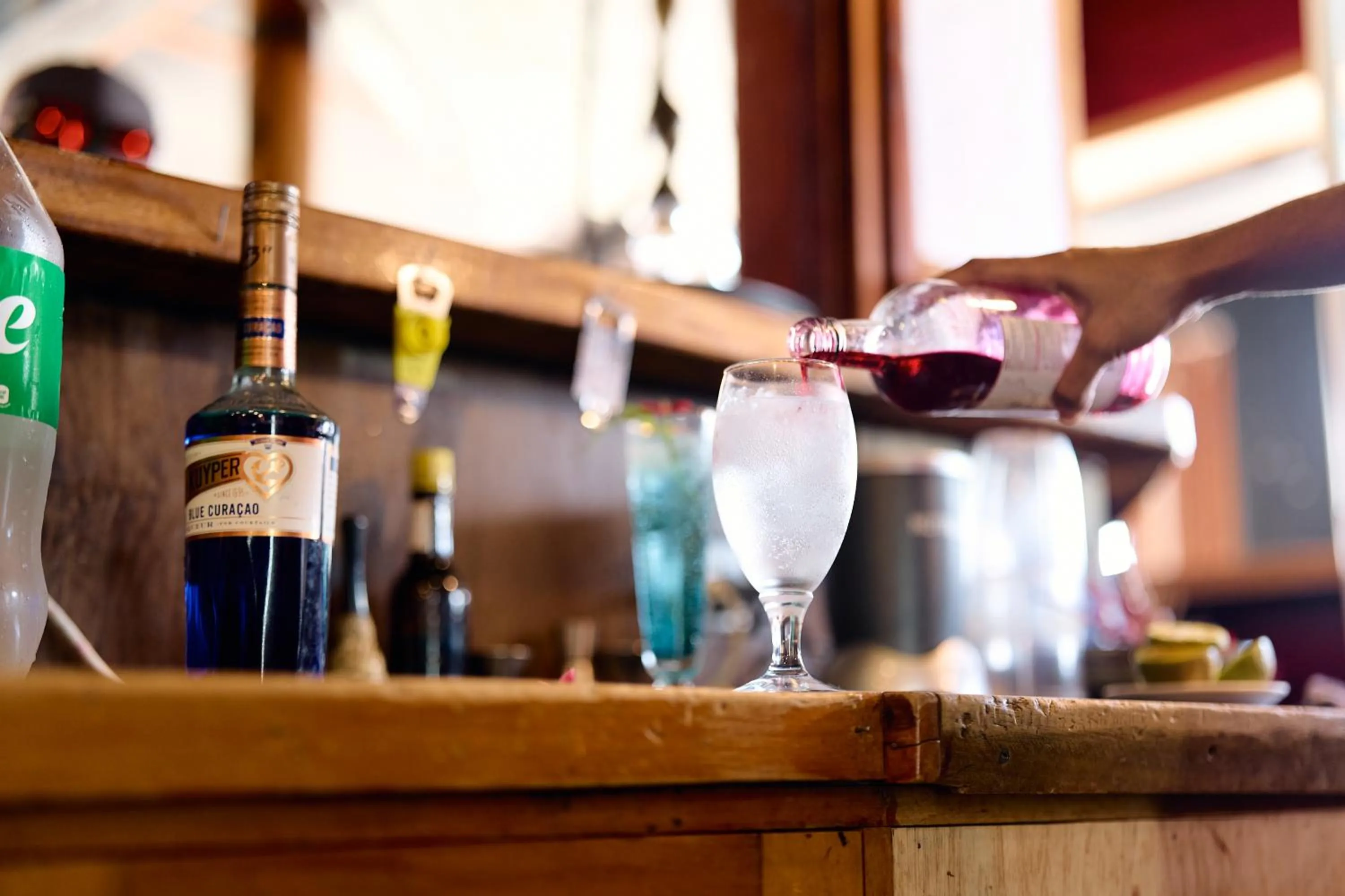Coffee/tea facilities in Golden Point Resort