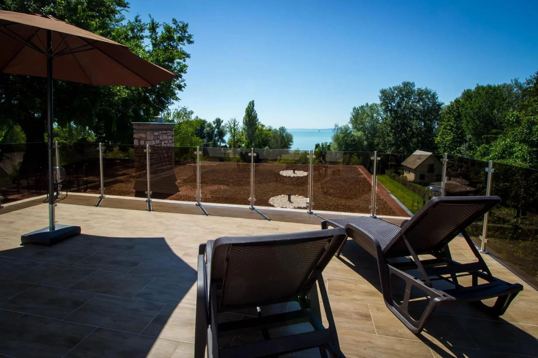 Patio in Xendala Panzió