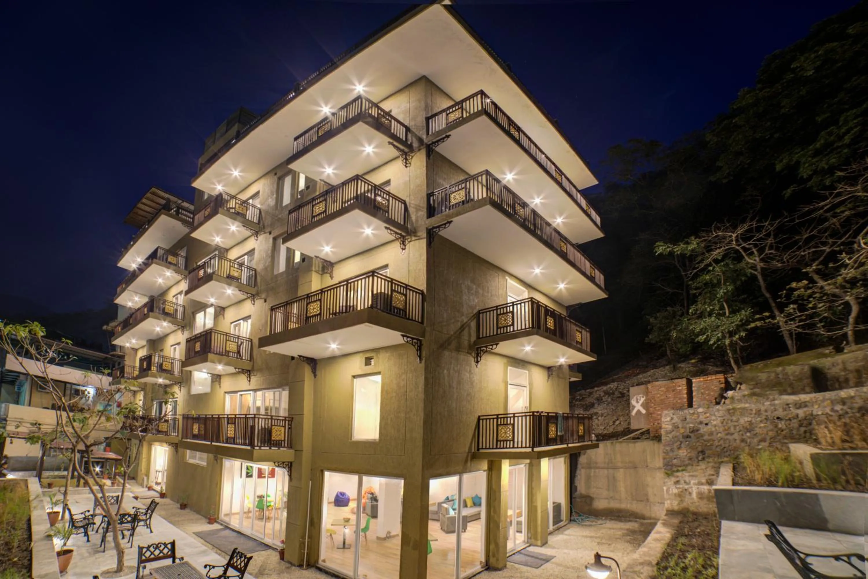 Property building in Bedzzz Rishikesh by Leisure Hotels