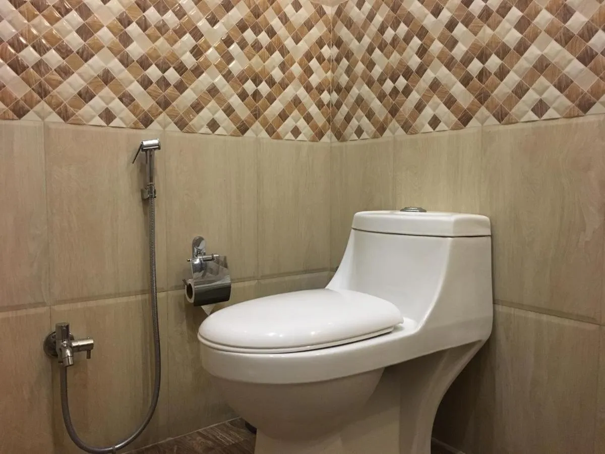 Bathroom in Spring Sky Mughalsarai By ShriGo Hotels
