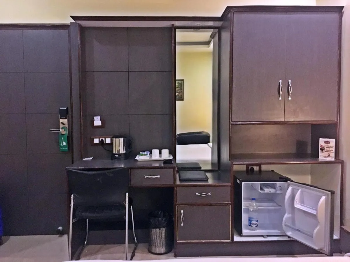 Coffee/tea facilities in Spring Sky Mughalsarai By ShriGo Hotels