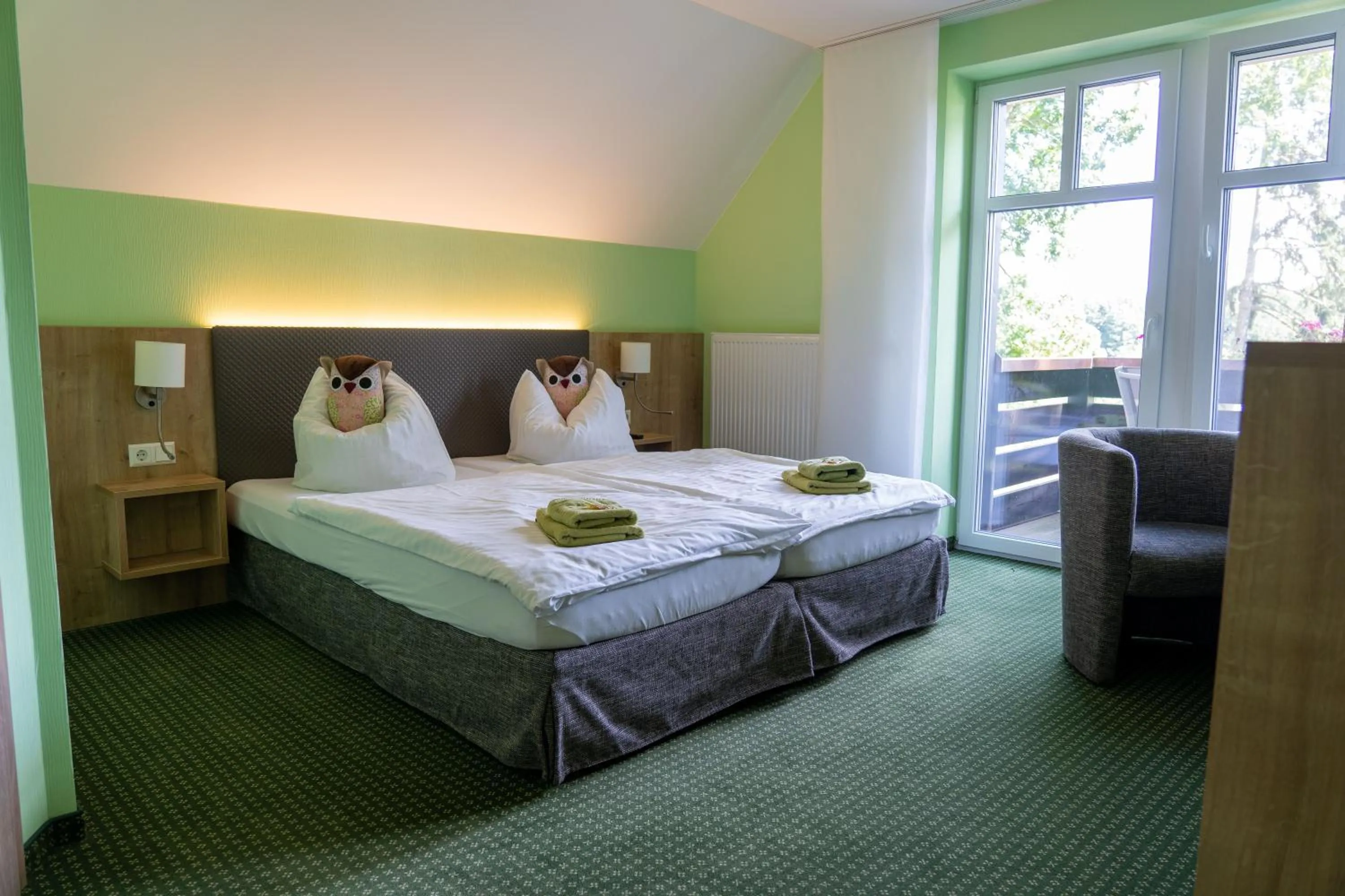 Photo of the whole room, Bed in Hotel Zur Waldhufe