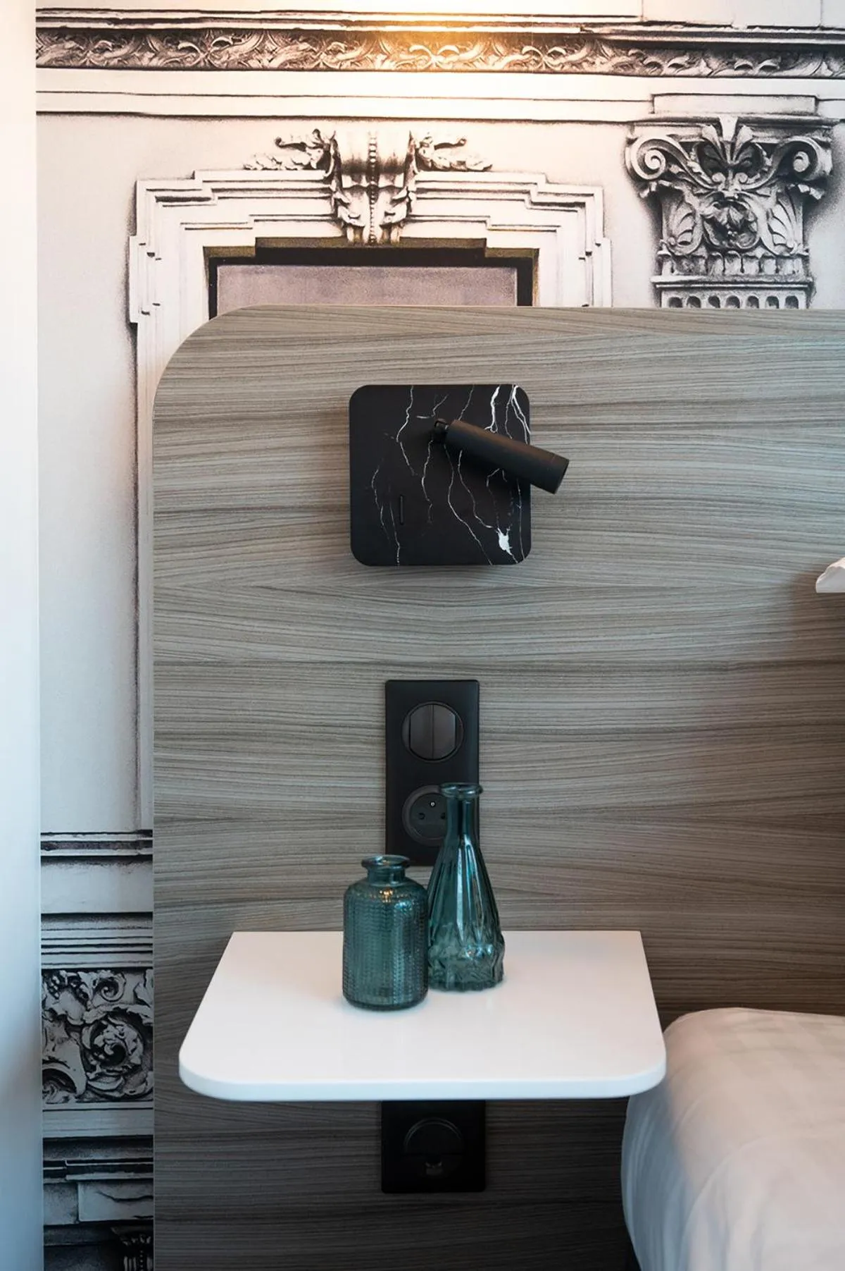 Bedroom, Bed in Nemea Appart Hotel Paris Levallois