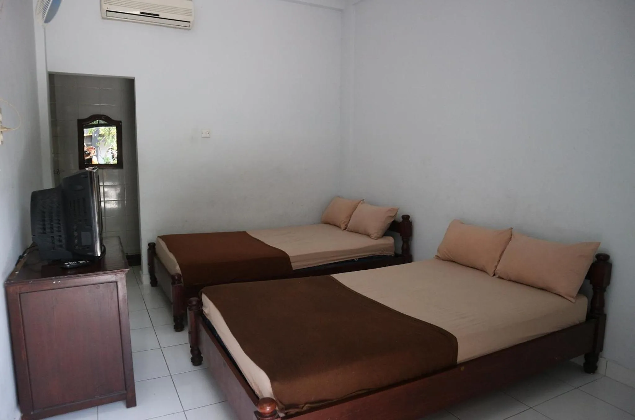 Bedroom, Bed in Hotel Diana 1