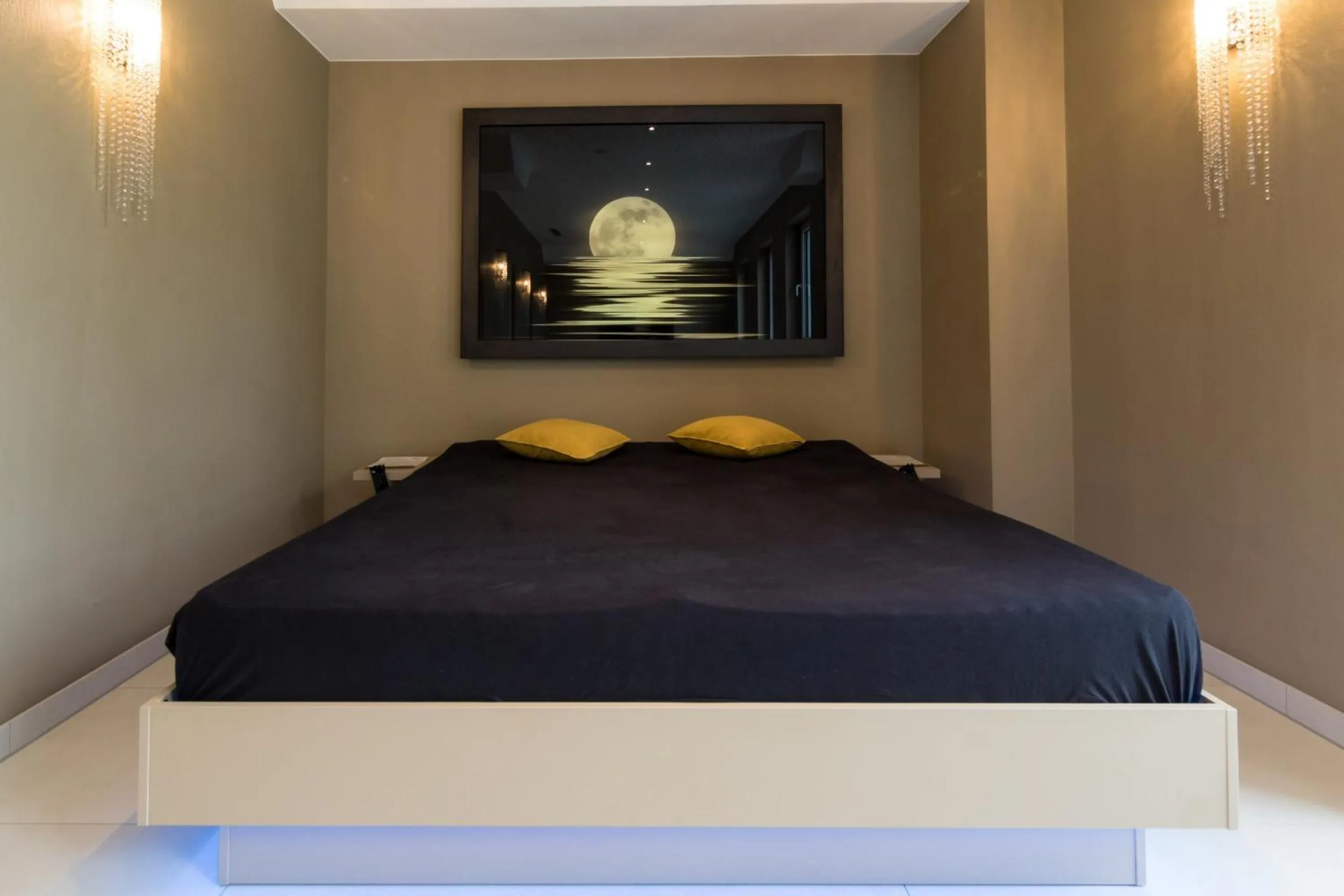 Spa and wellness centre/facilities, Bed in Wellness- und Gartenhotel Heusser