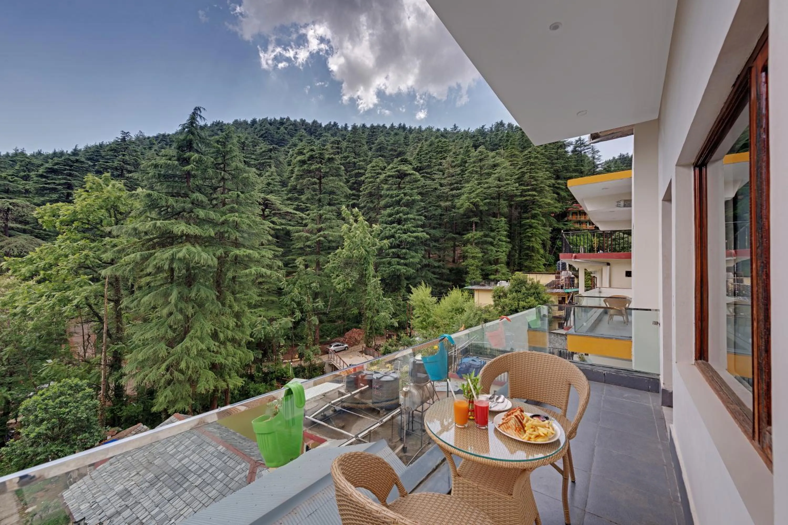 Balcony/Terrace in Golden Rock, Dharamshala - AM Hotel Kollection