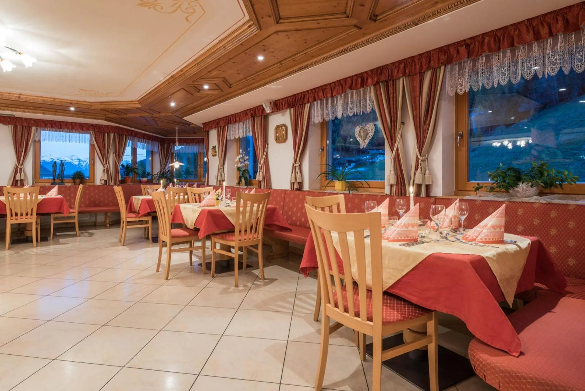 Restaurant/places to eat in Hotel Kaserhof