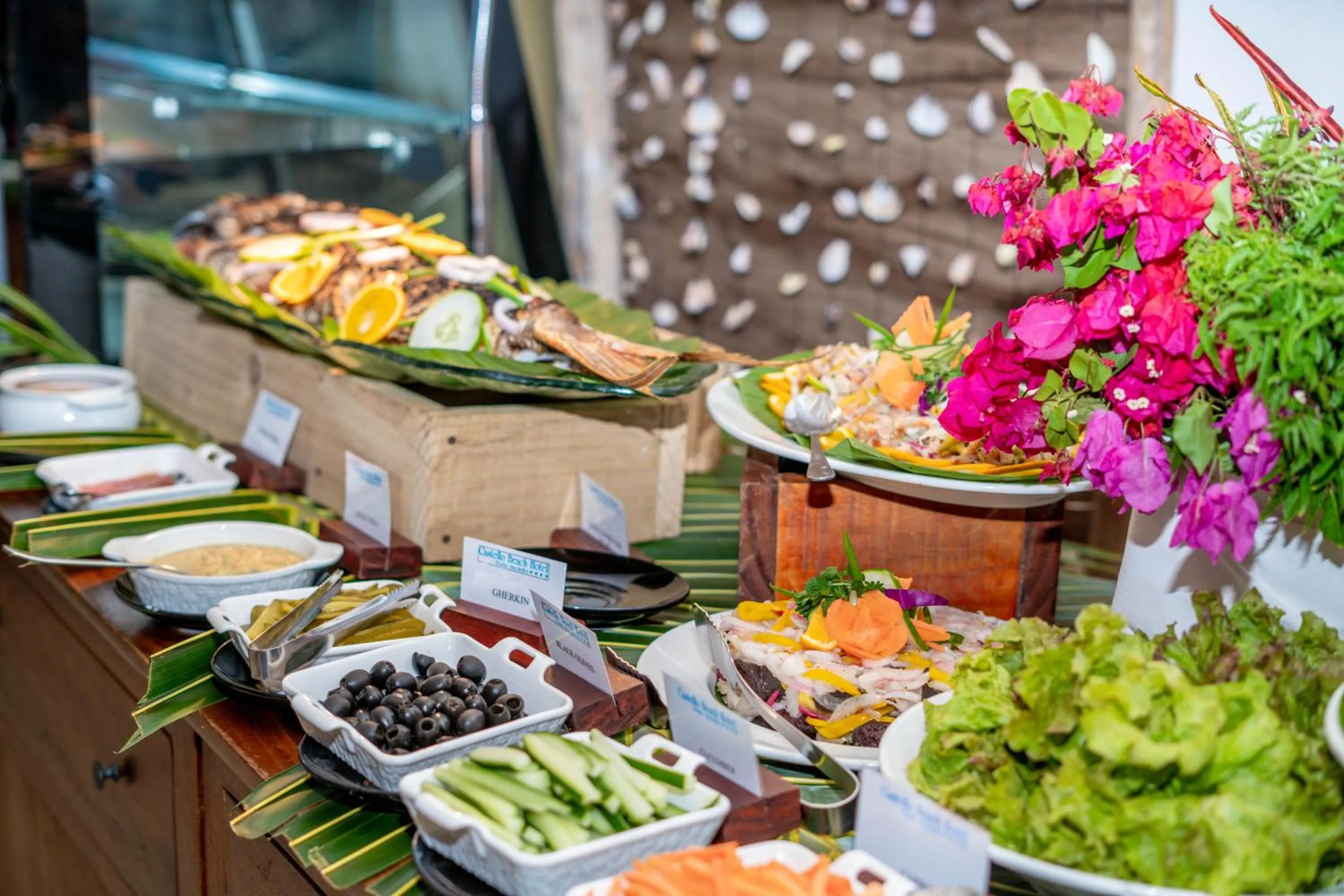 Restaurant/places to eat in Castello Beach Hotel