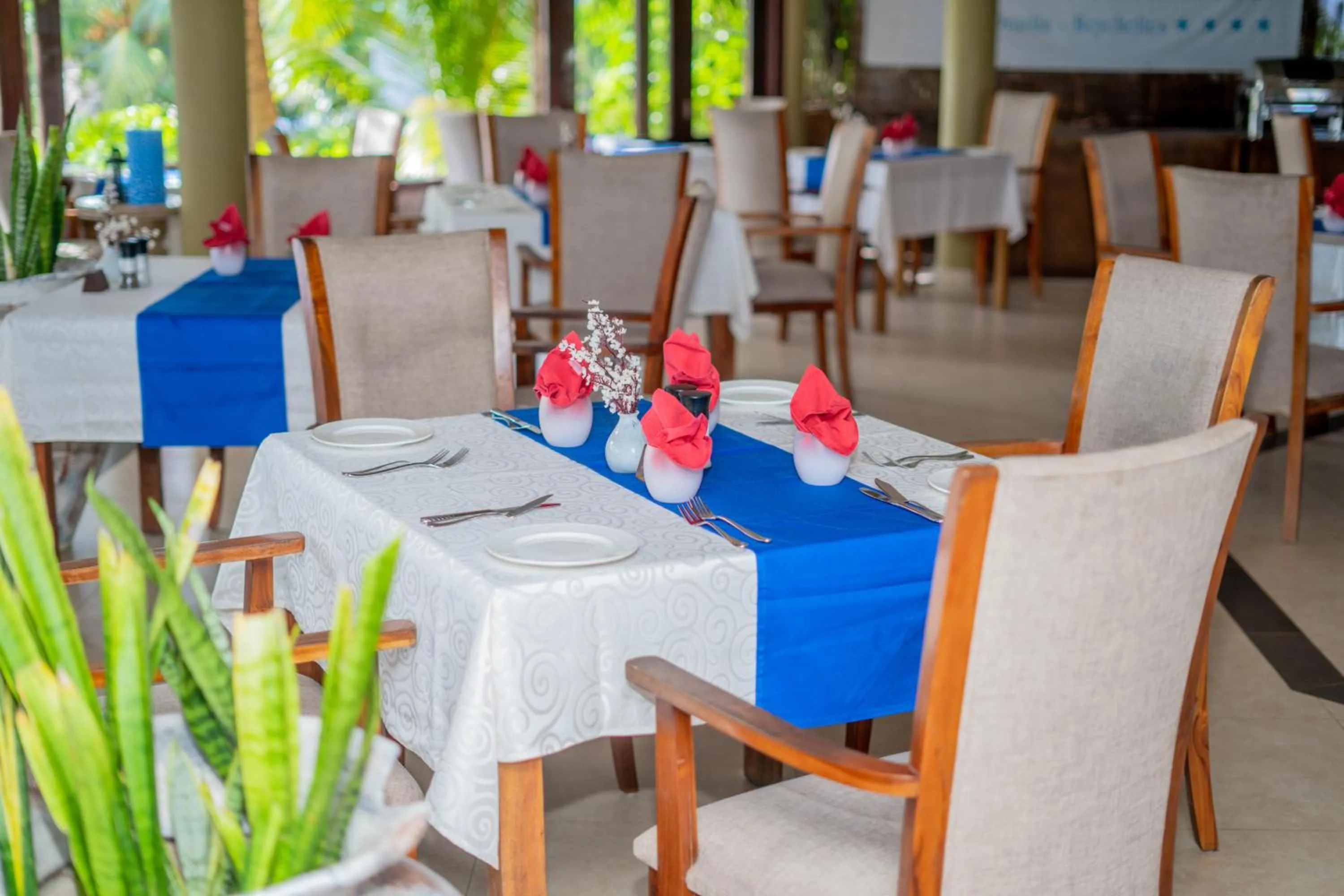 Castello Beach Hotel