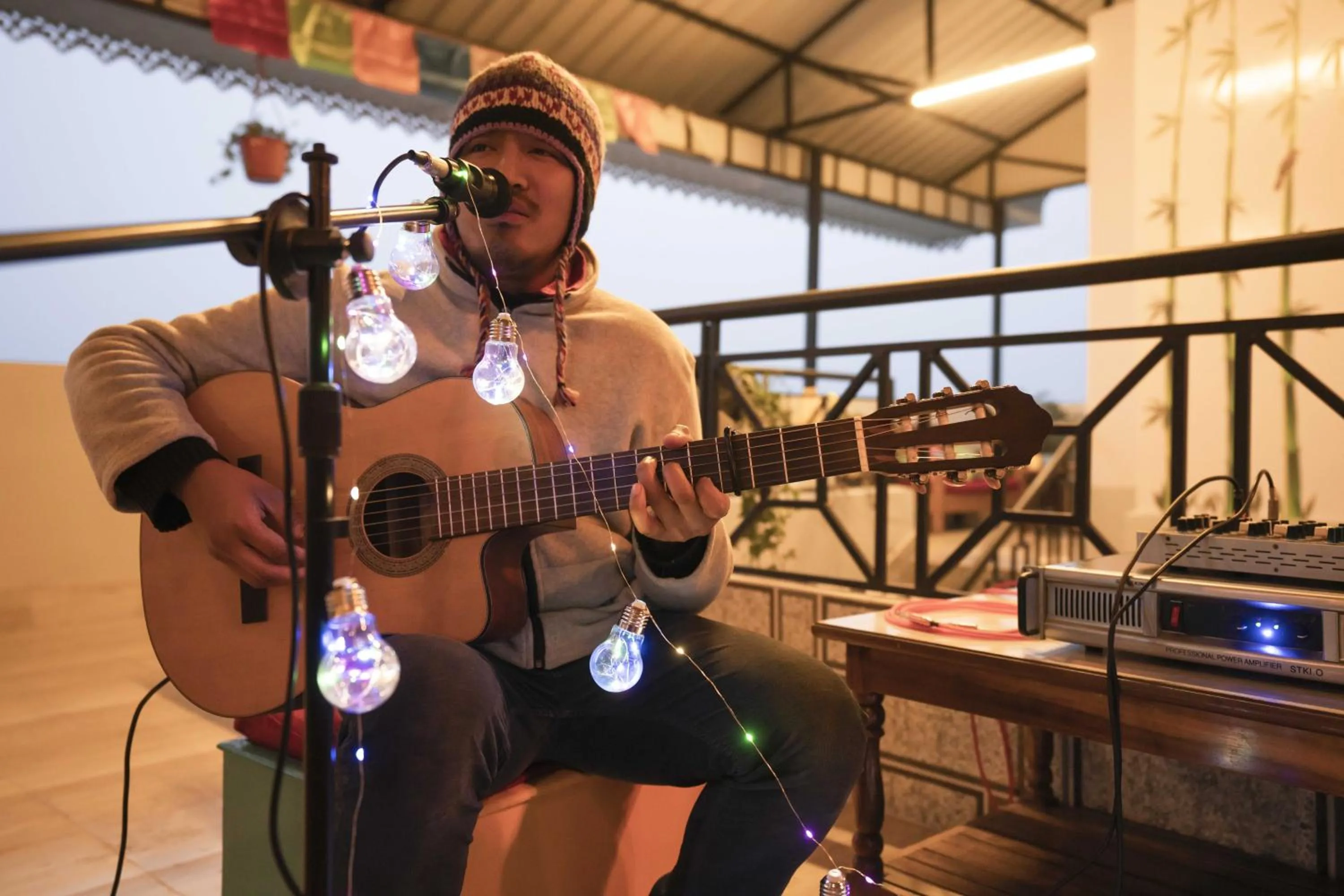 People in Zostel Gangtok