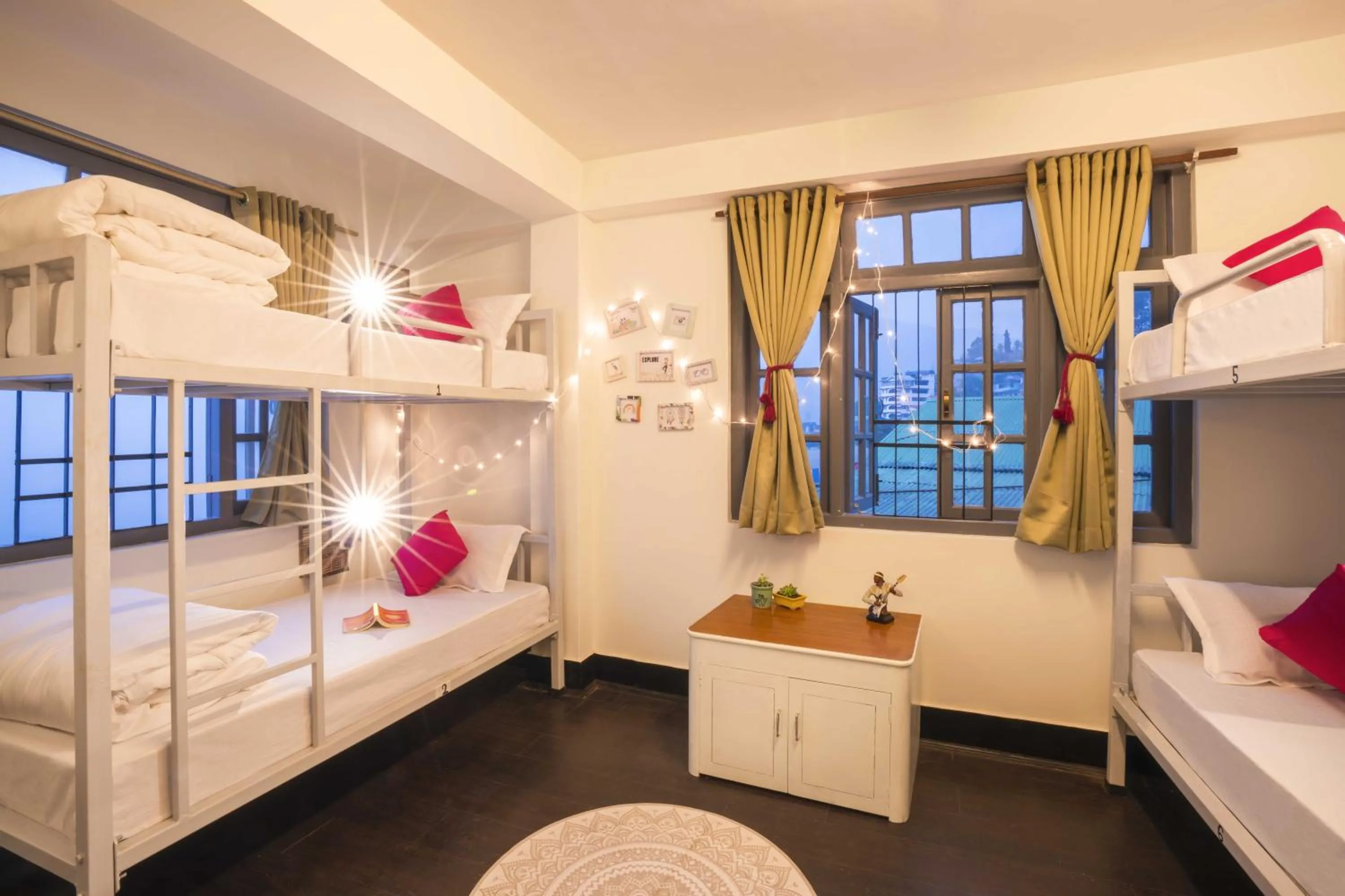 bunk bed, Bed in Zostel Gangtok