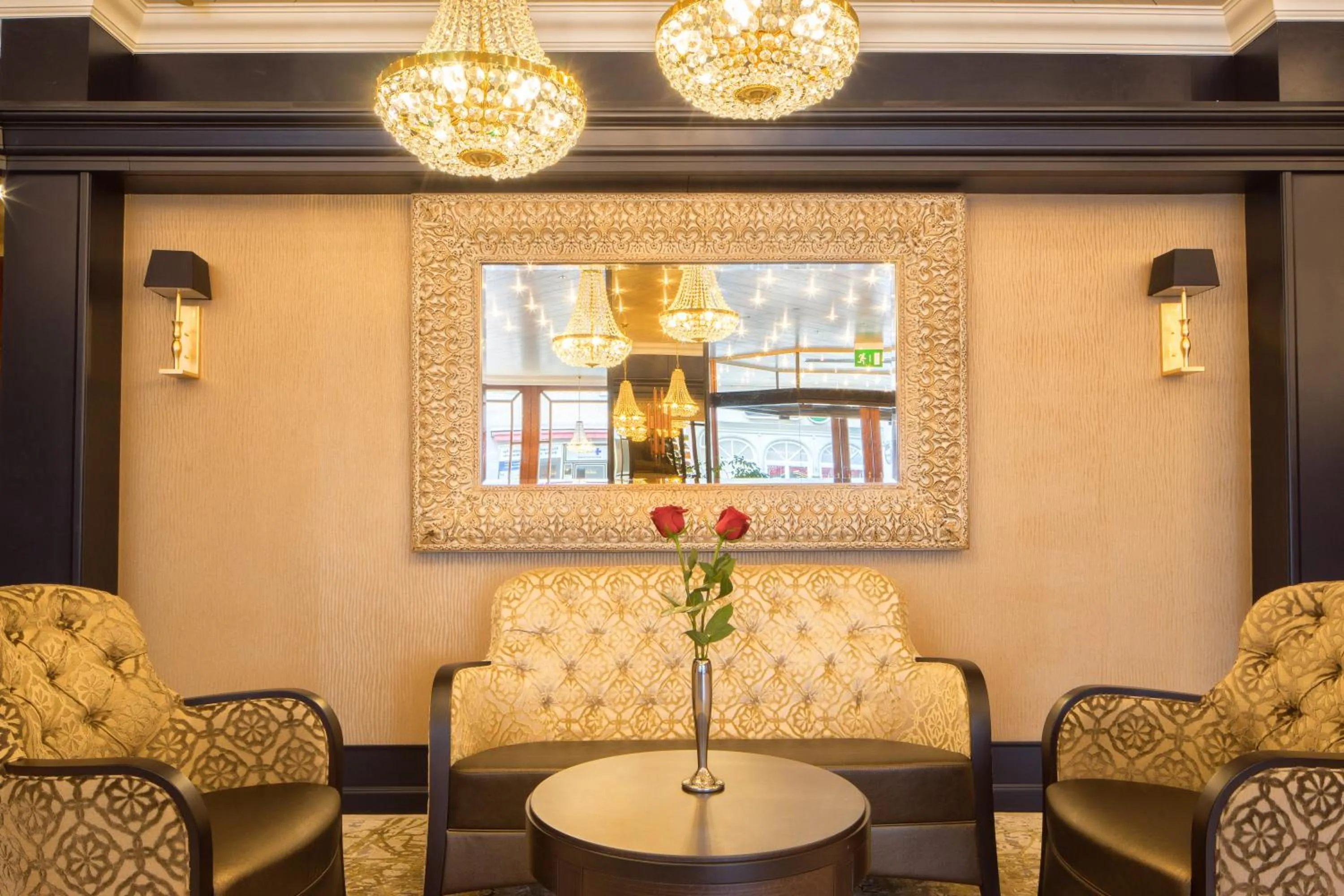 Lobby or reception in Marburger Hof