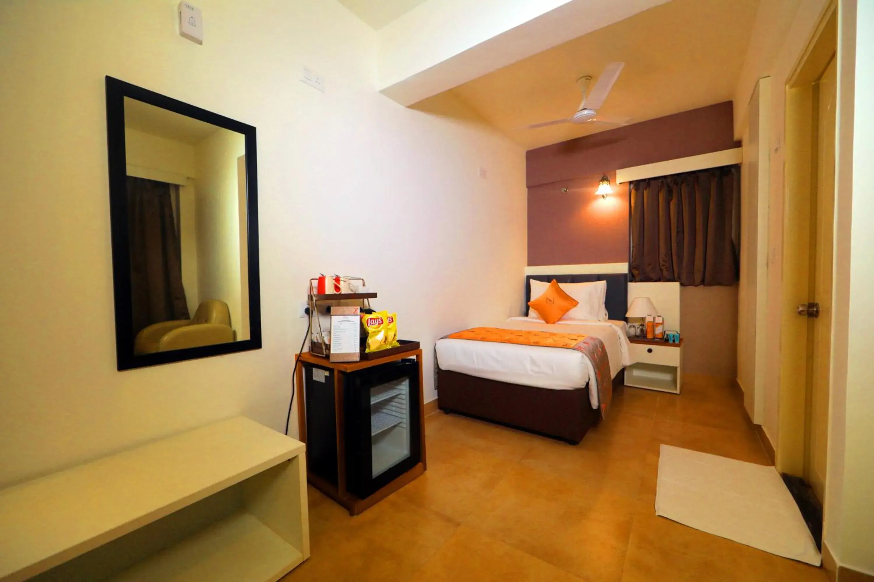 Single Room - single occupancy in The Altruist Business Hotel Whitefield Single Room - single occupancy in The Altruist Business Hotel Whitefield