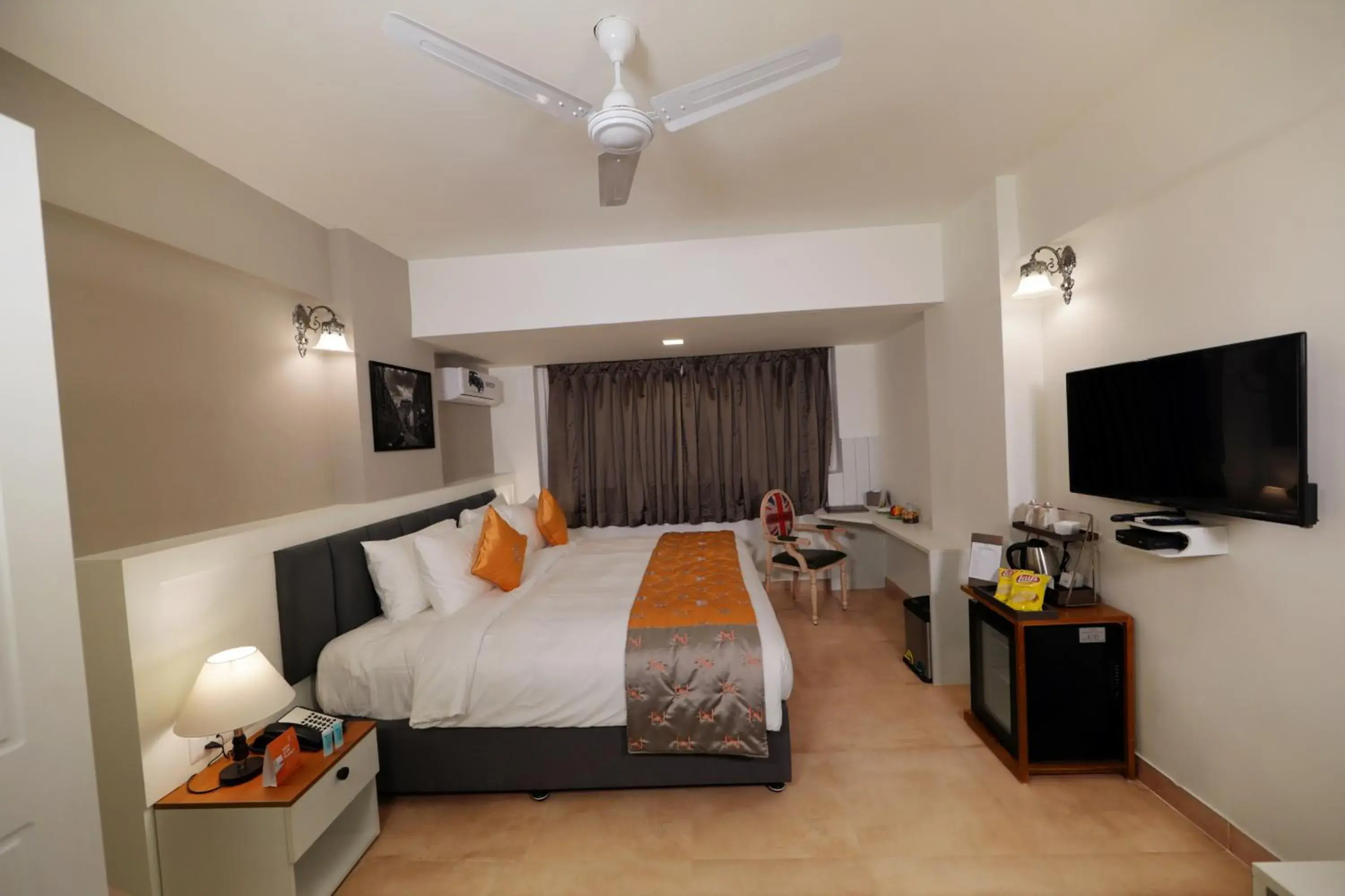 Standard Queen Room - single occupancy in The Altruist Business Hotel Whitefield Standard Queen Room - single occupancy in The Altruist Business Hotel Whitefield