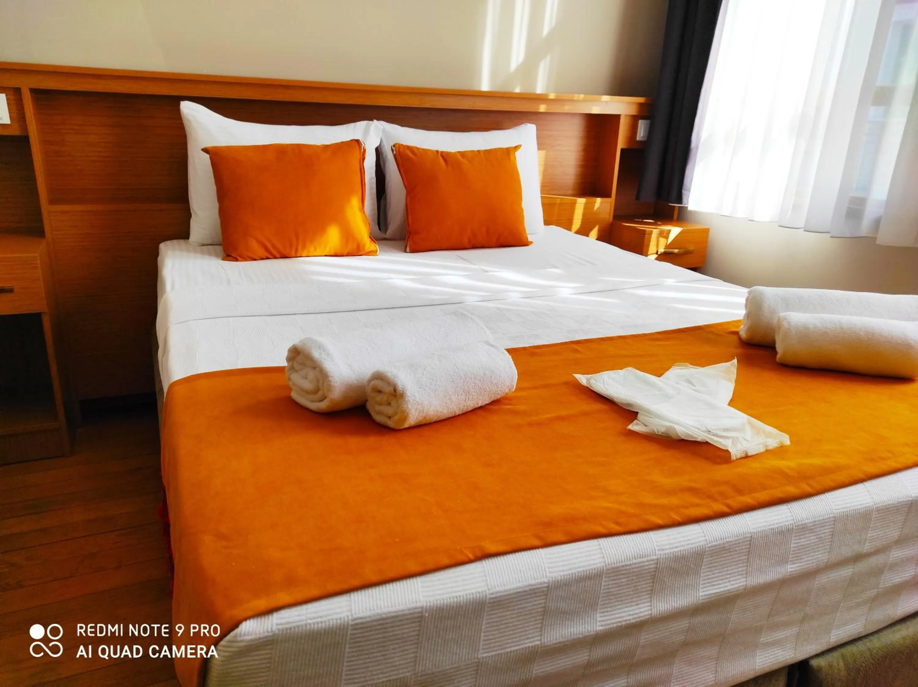 Photo of the whole room, Bed in Lebon Hotel-Special Class