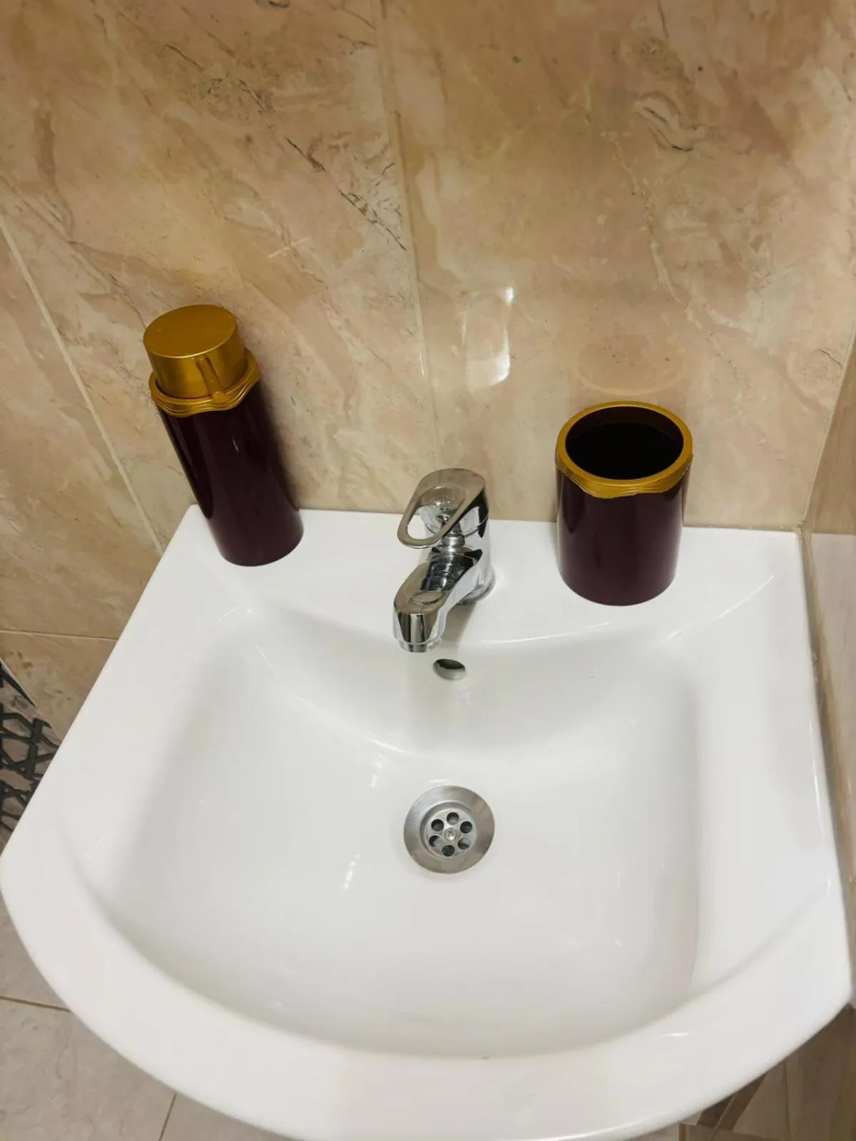 Bathroom in Lebon Hotel-Special Class