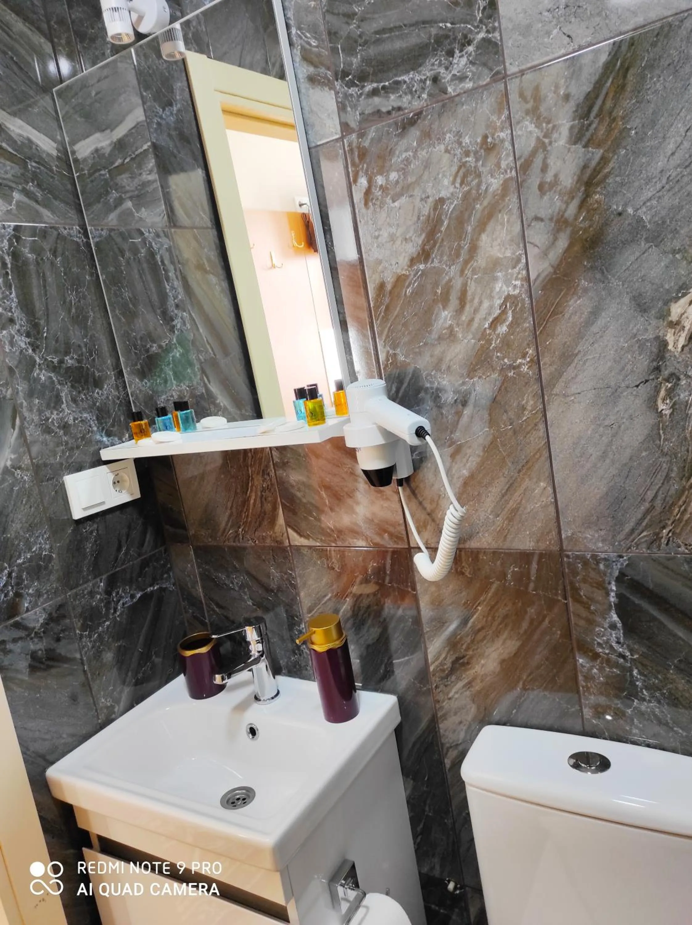 Bathroom in Lebon Hotel-Special Class