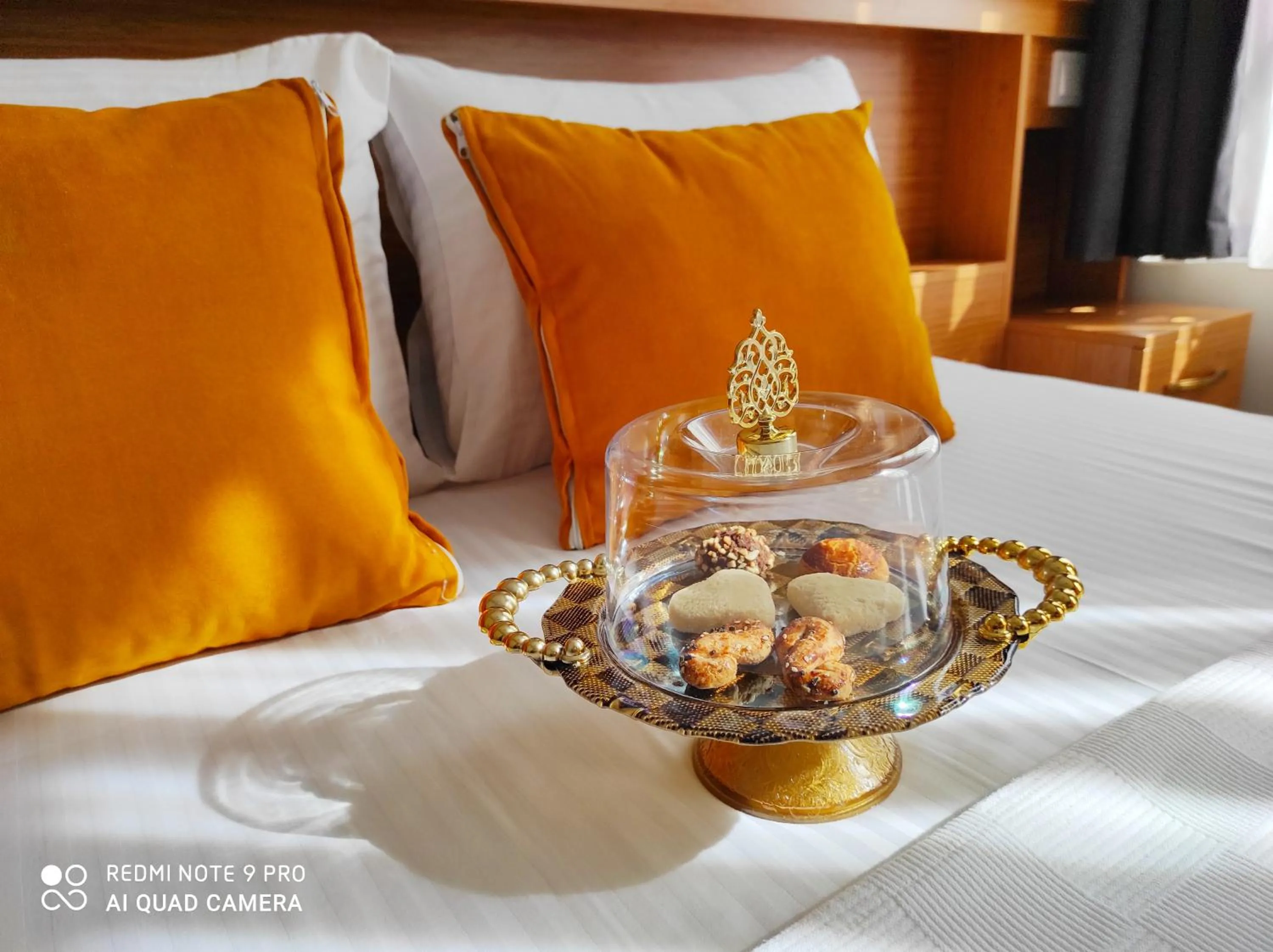 Coffee/tea facilities, Bed in Lebon Hotel-Special Class