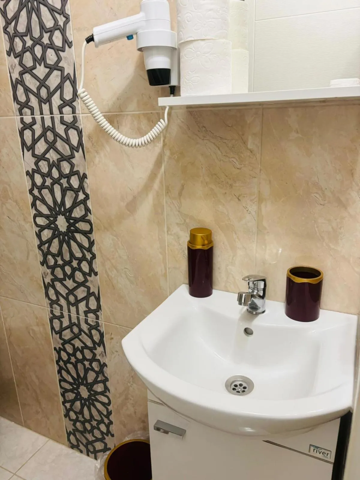 Bathroom in Lebon Hotel-Special Class