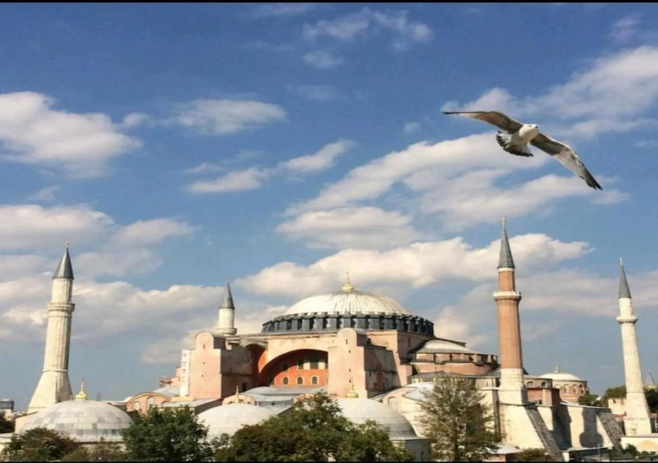 Billiard in Lebon Hotel-Special Class