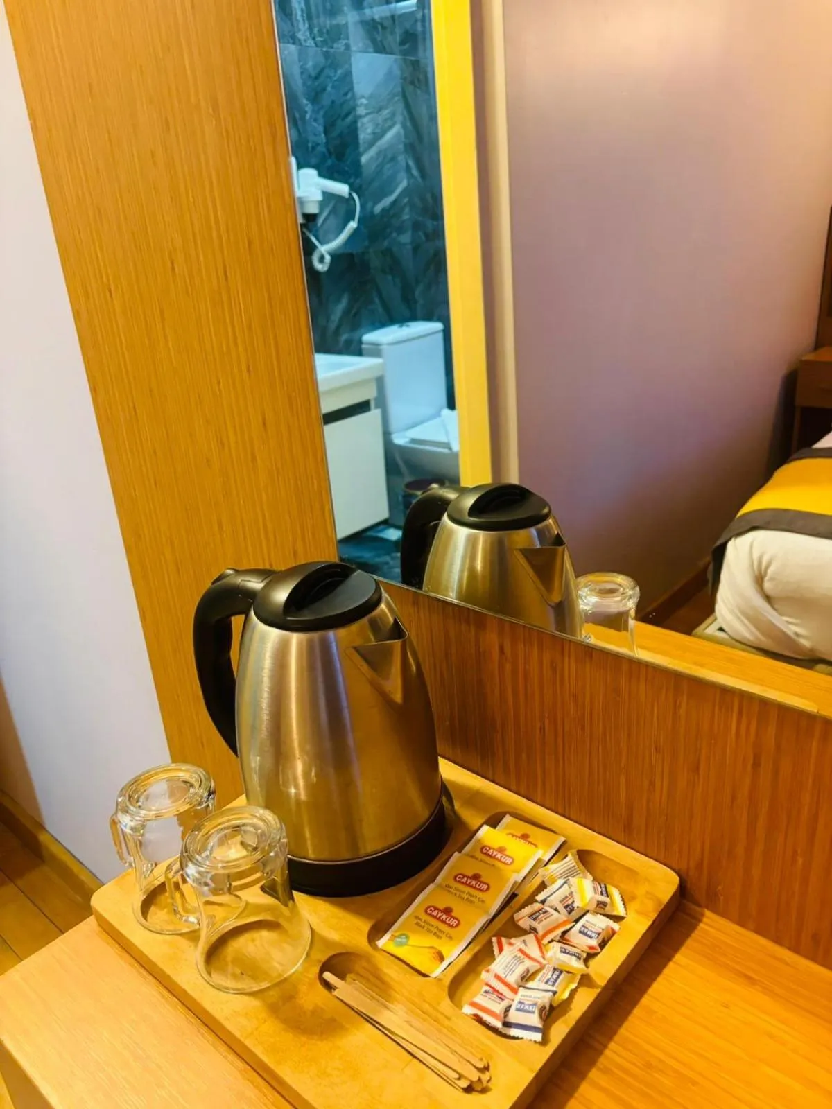 Coffee/tea facilities in Lebon Hotel-Special Class