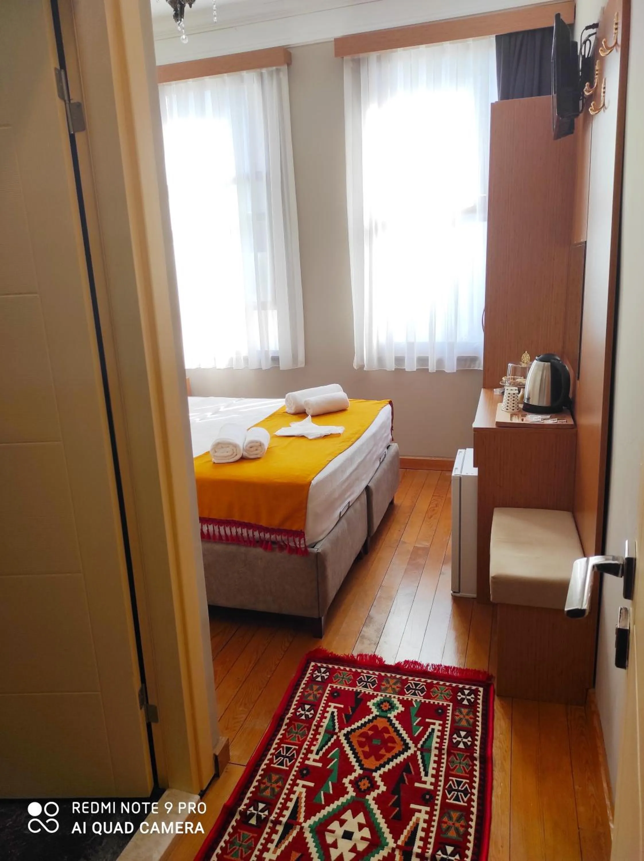 Photo of the whole room, Bed in Lebon Hotel-Special Class