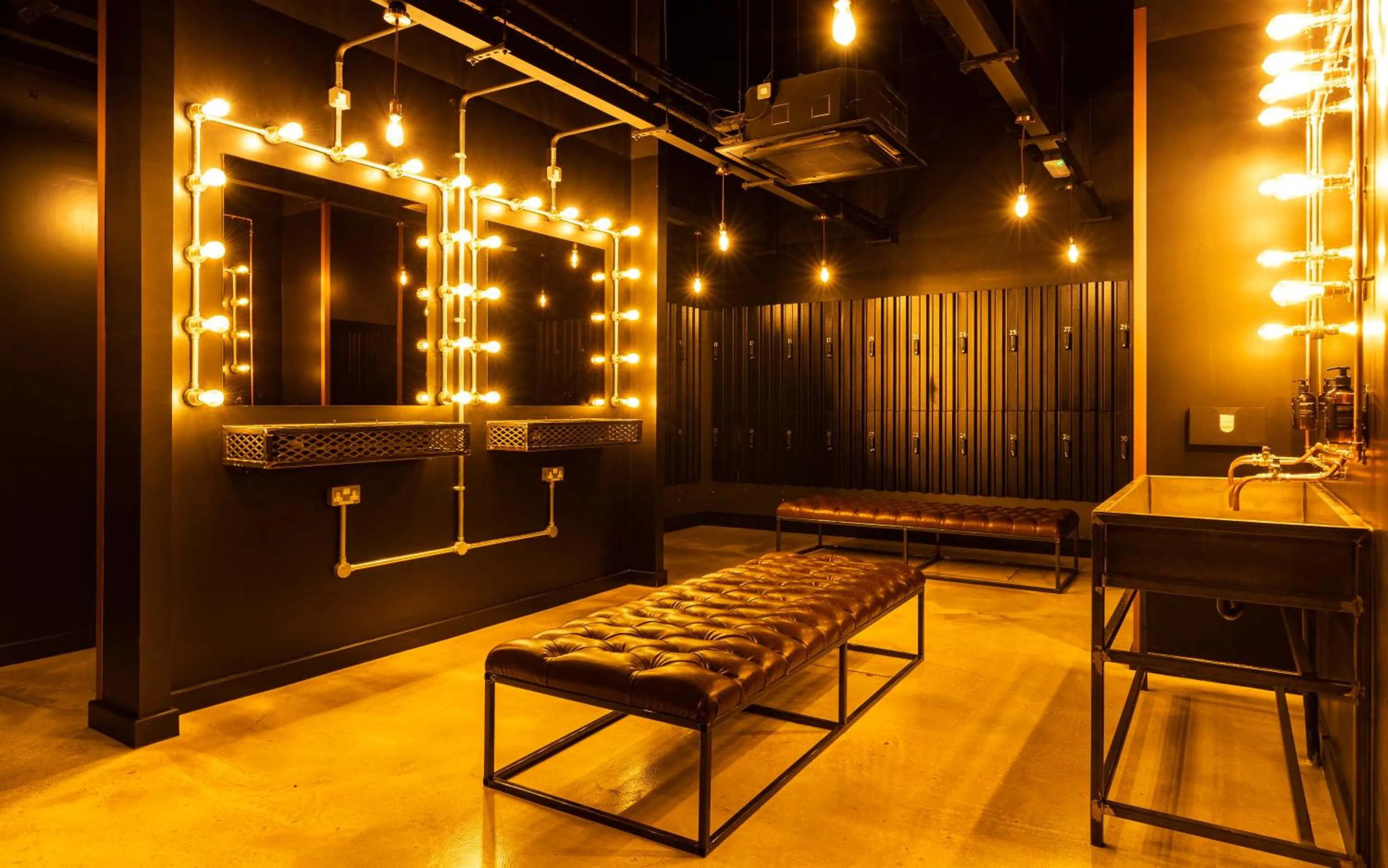 Fitness centre/facilities in YOTEL Manchester Deansgate