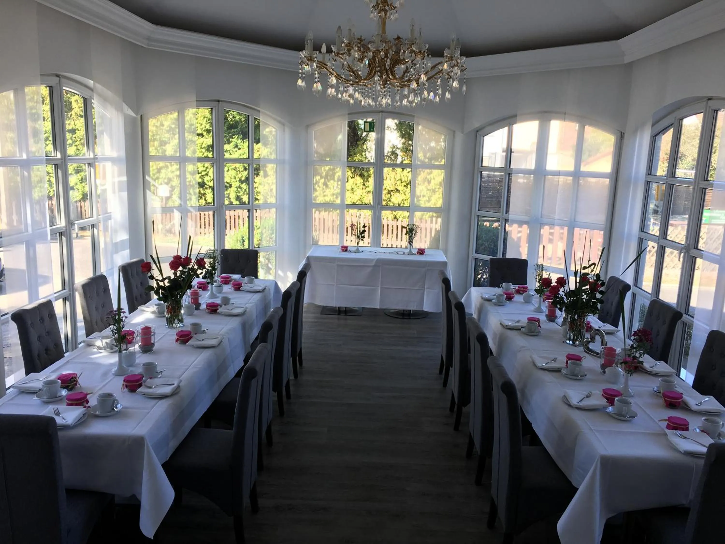 Restaurant/places to eat in Spreezeit Hotel