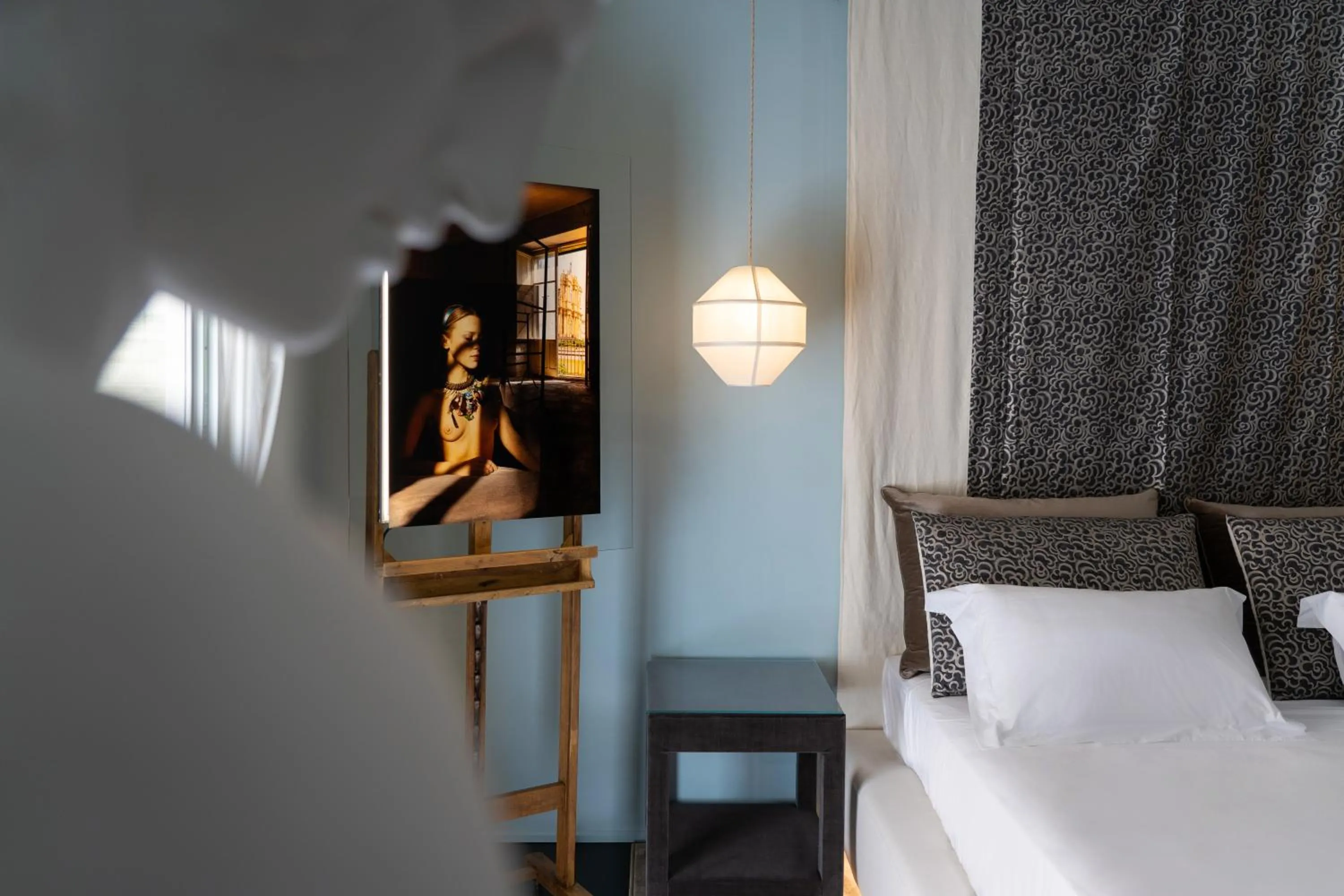 Bedroom, Bed in Q92 Noto