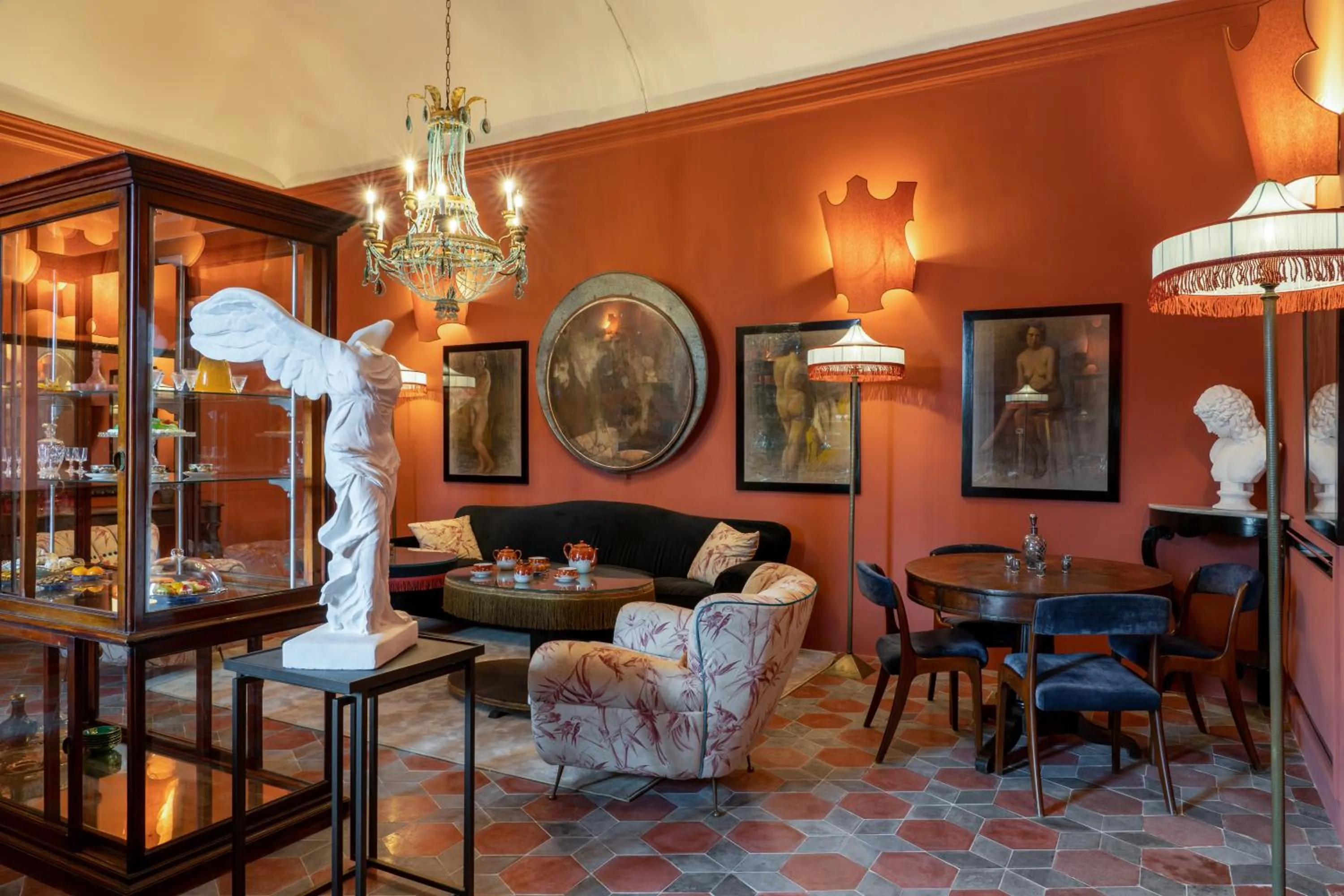 Communal lounge/ TV room in Q92 Noto