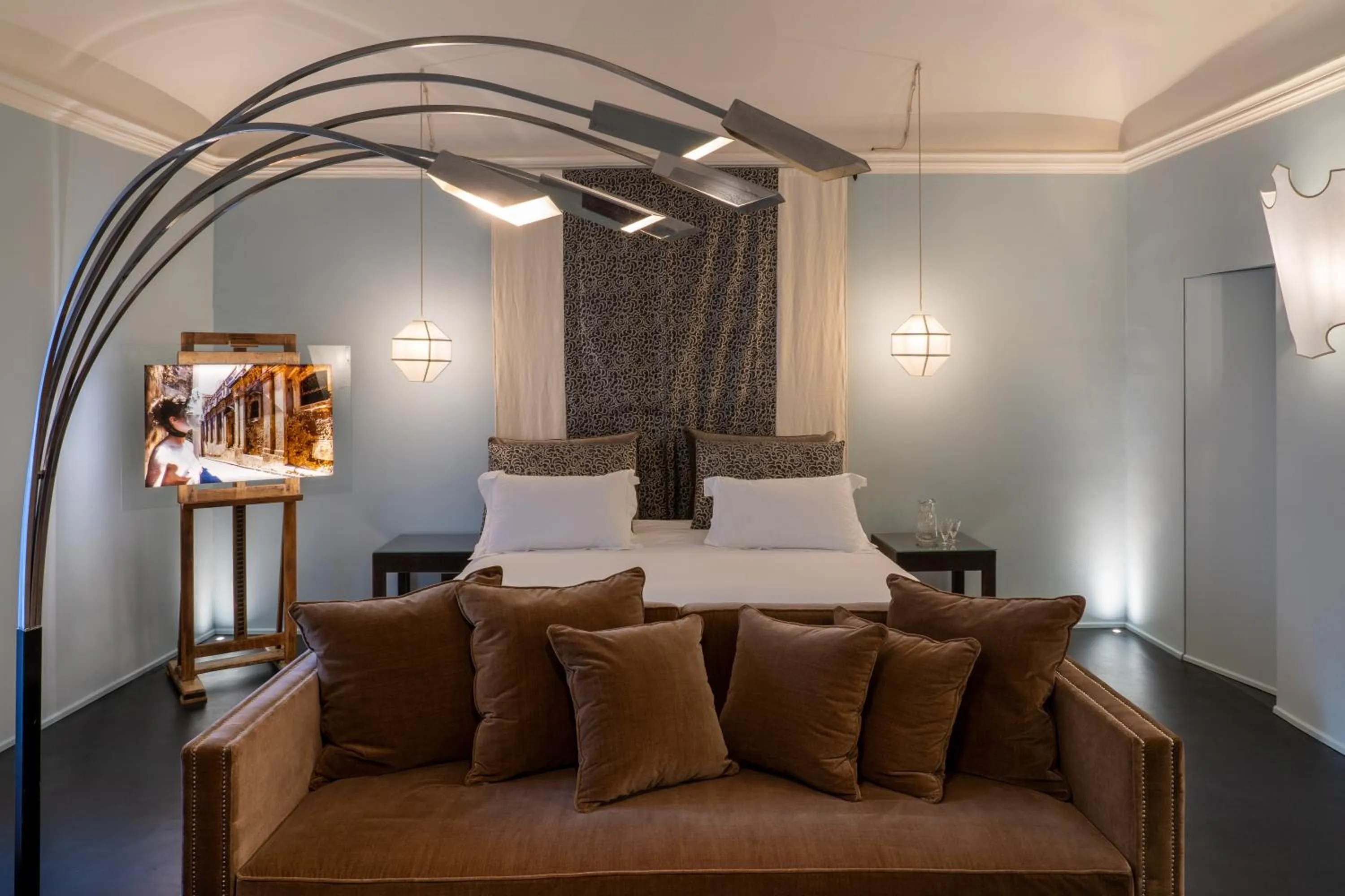 Bedroom, Bed in Q92 Noto