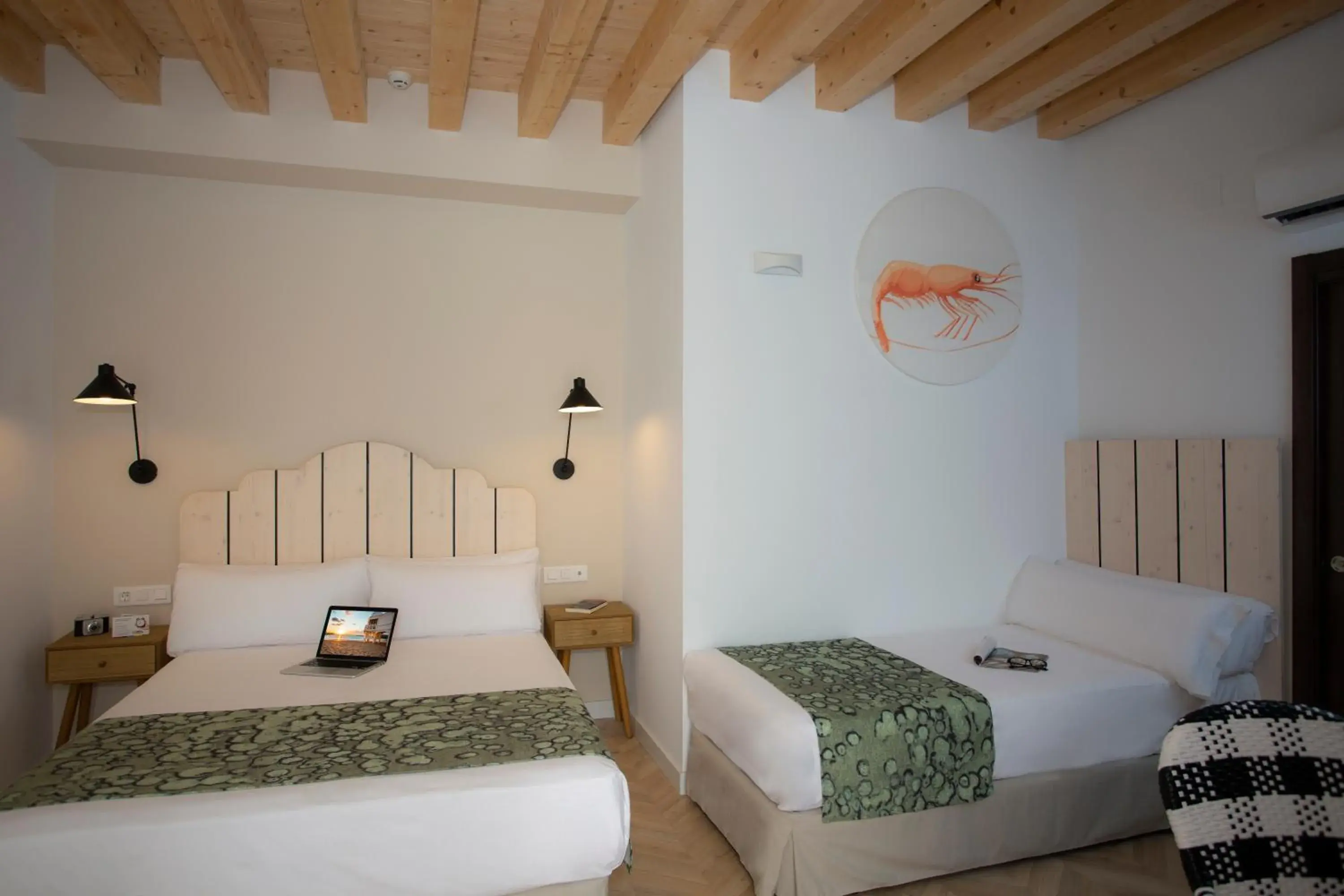 Triple Room - single occupancy in Casual con Duende Cadiz Triple Room - single occupancy in Casual con Duende Cadiz