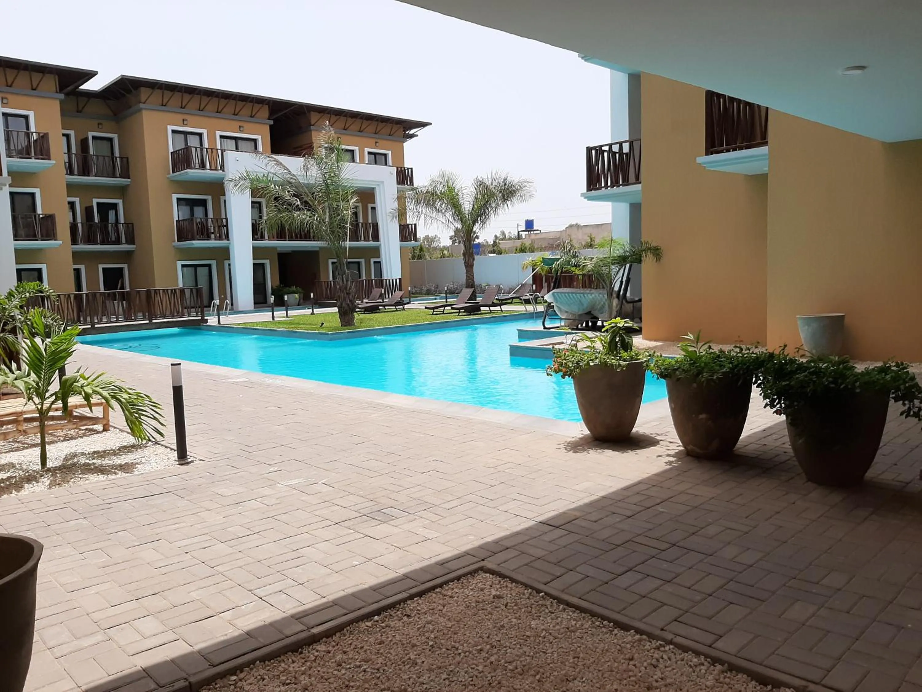 Swimming pool in Forest View Apartments