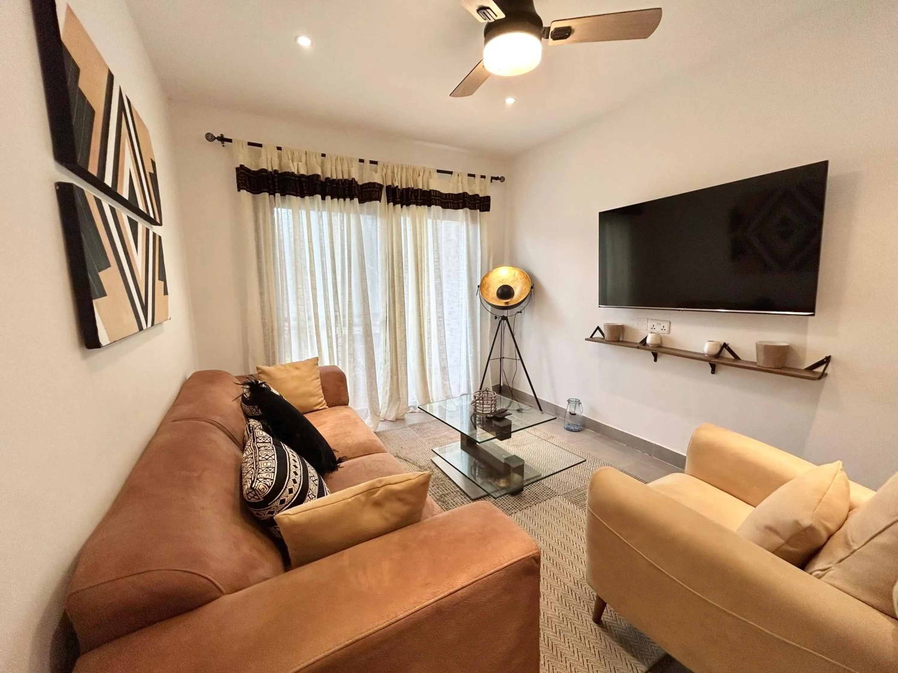 TV and multimedia in Forest View Apartments