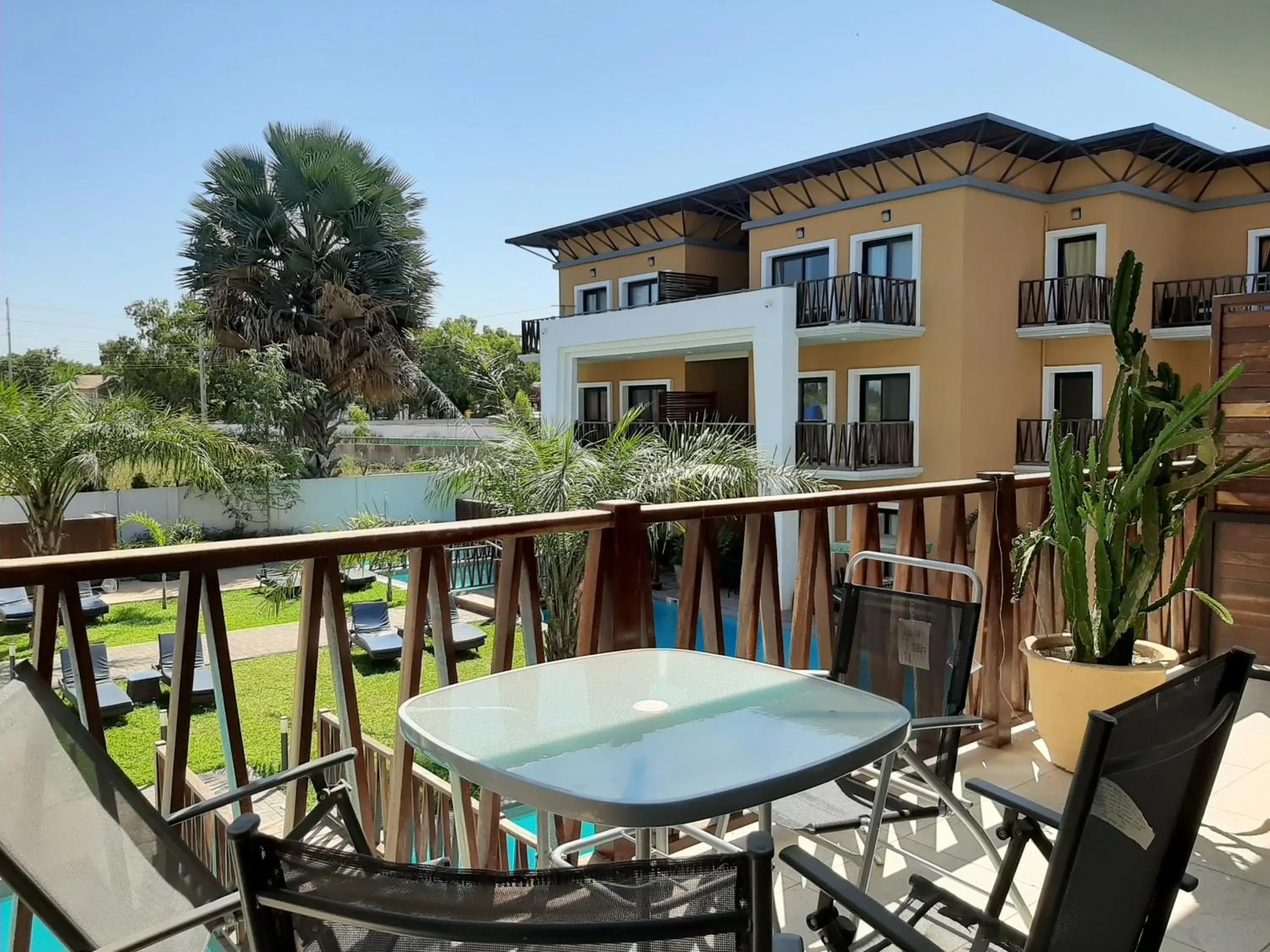 Apartment with Pool View in Forest View Apartments Apartment with Pool View in Forest View Apartments