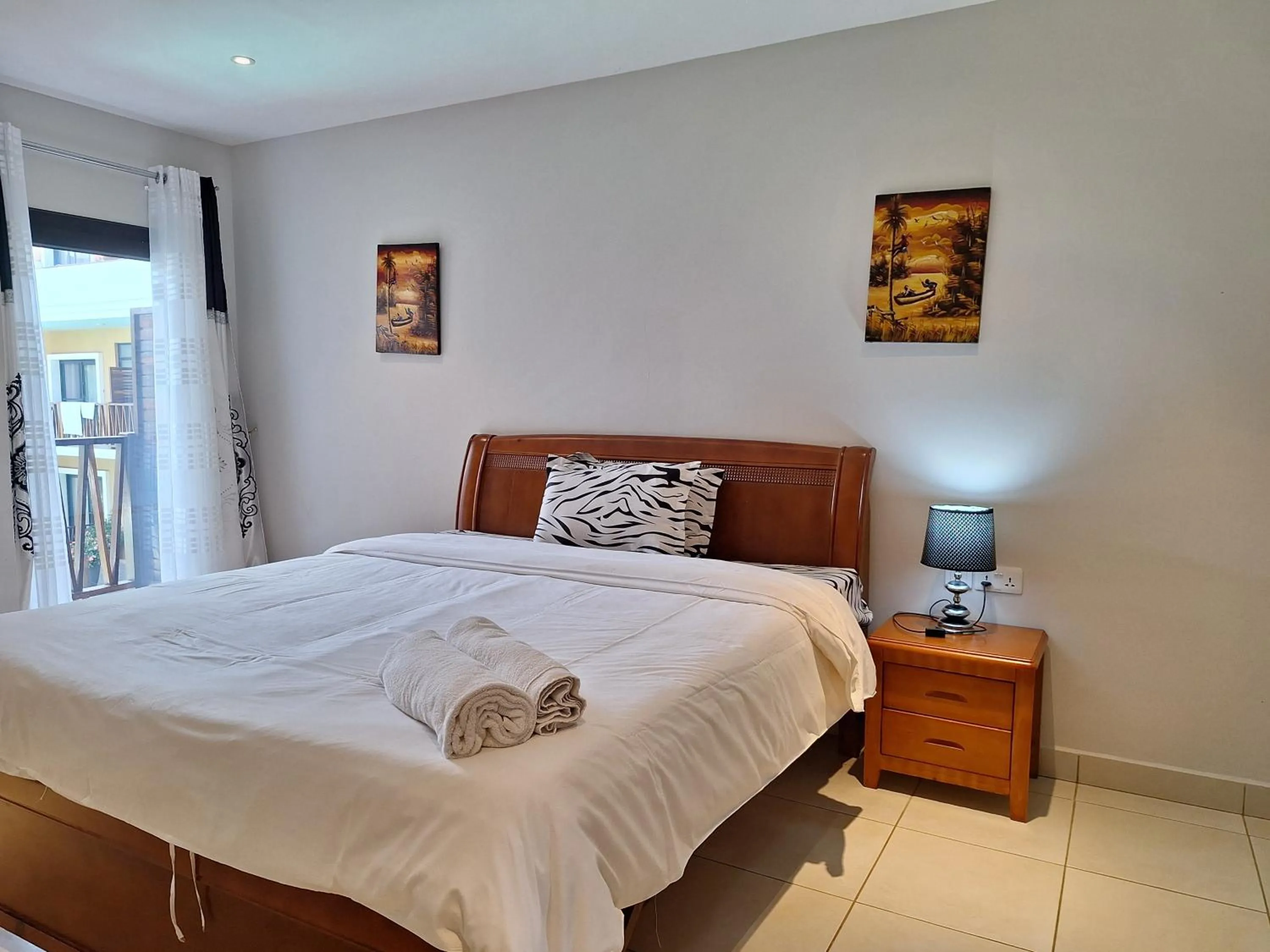 Bed in Forest View Apartments