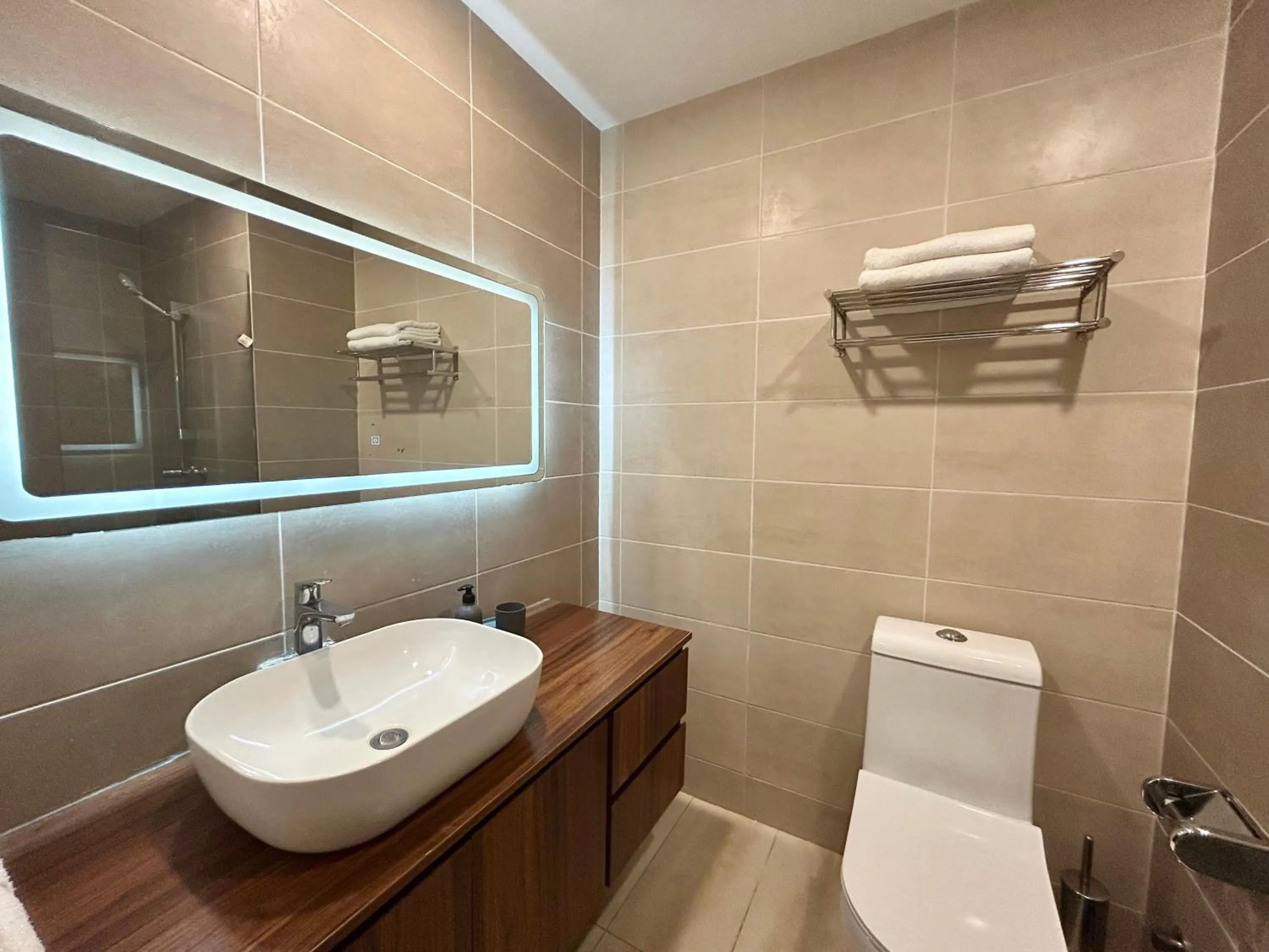 Bathroom in Forest View Apartments