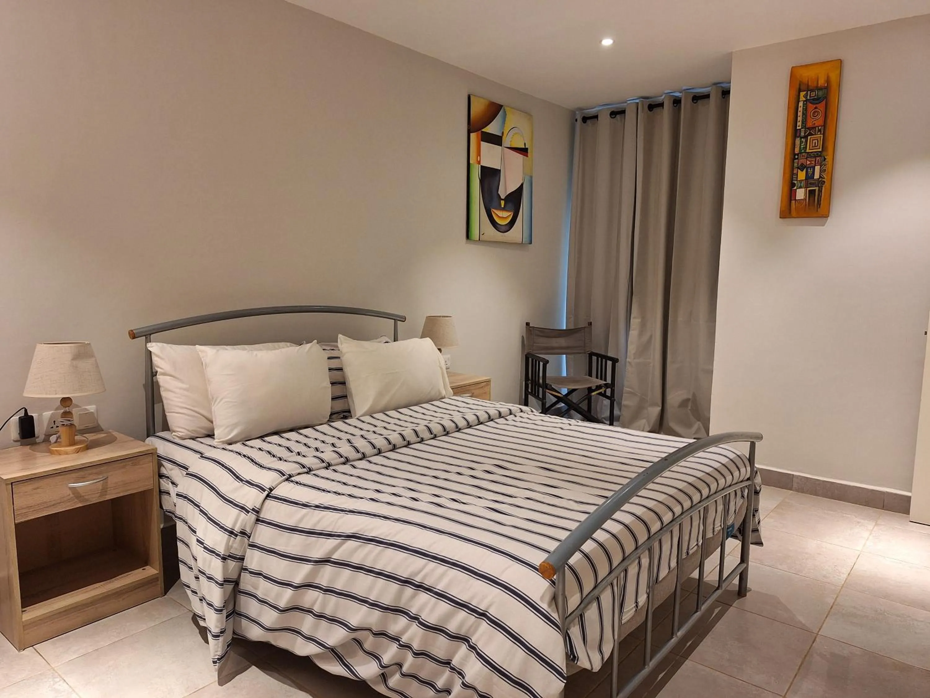 Bed in Forest View Apartments