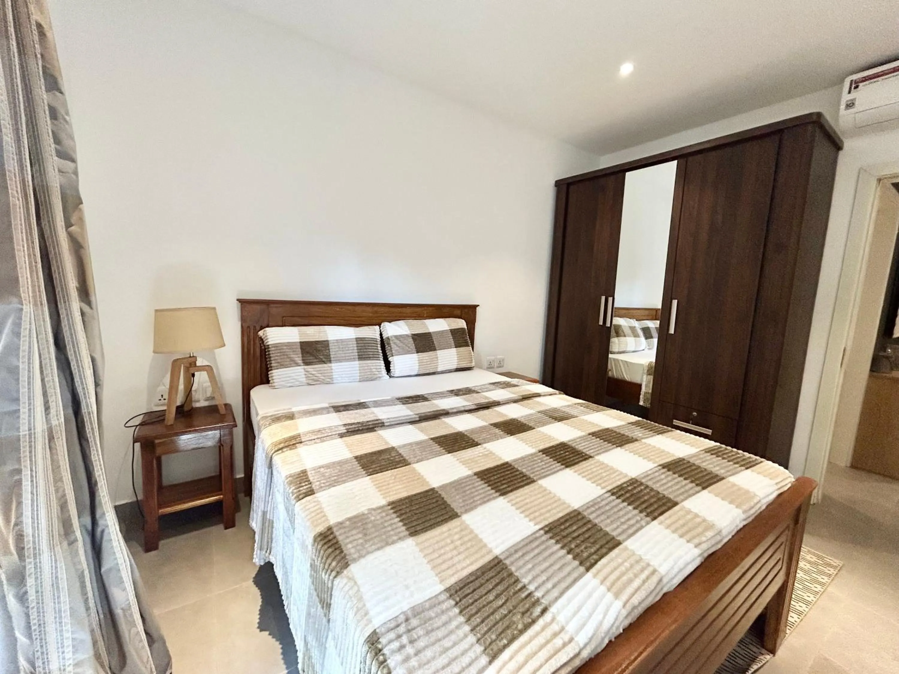 Bed in Forest View Apartments