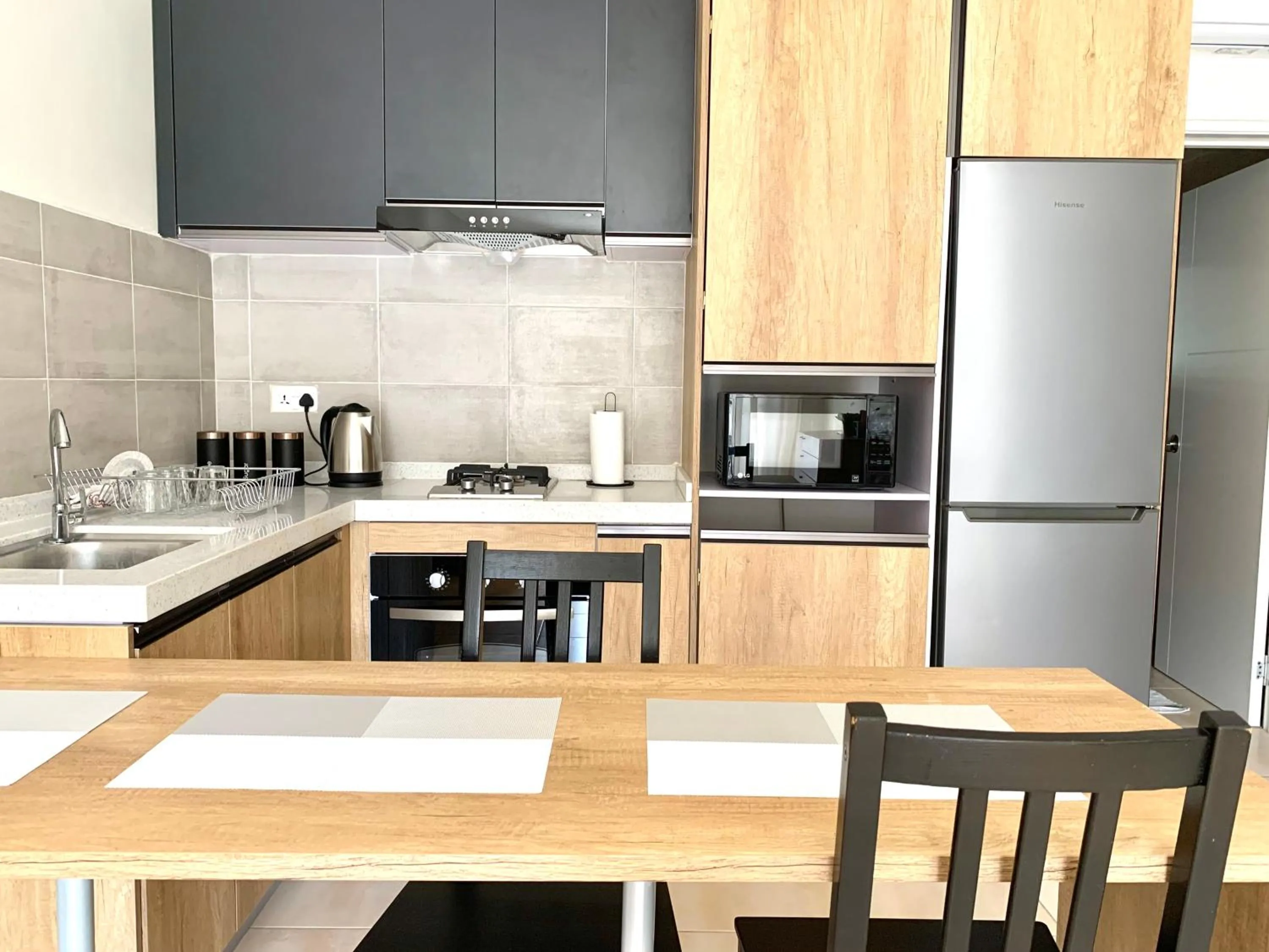 Kitchen or kitchenette in Forest View Apartments