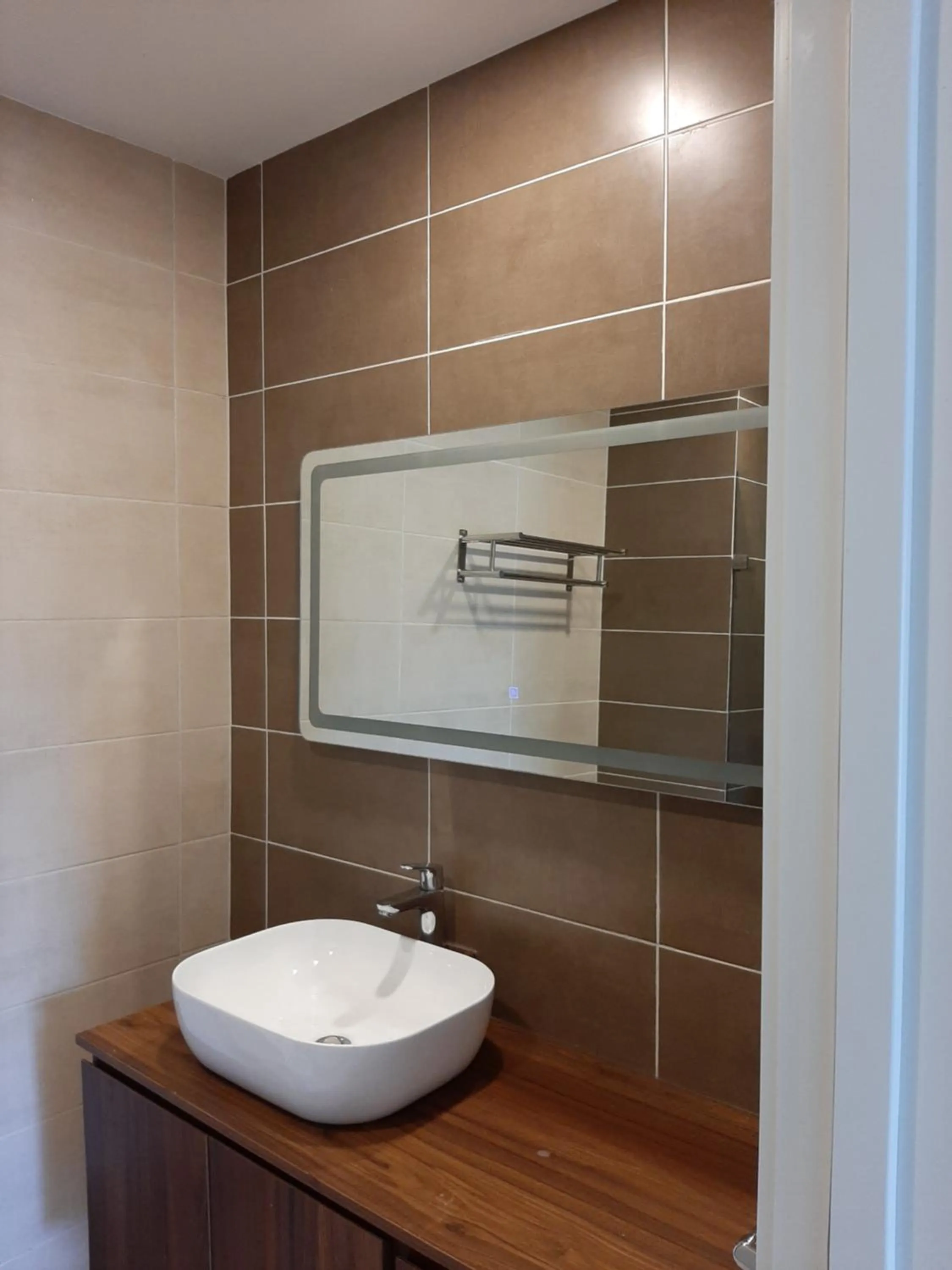 Bathroom in Forest View Apartments