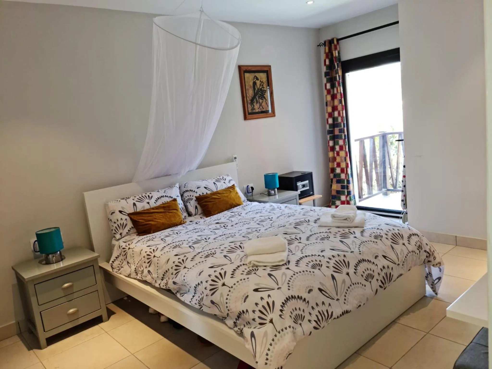 Bed in Forest View Apartments