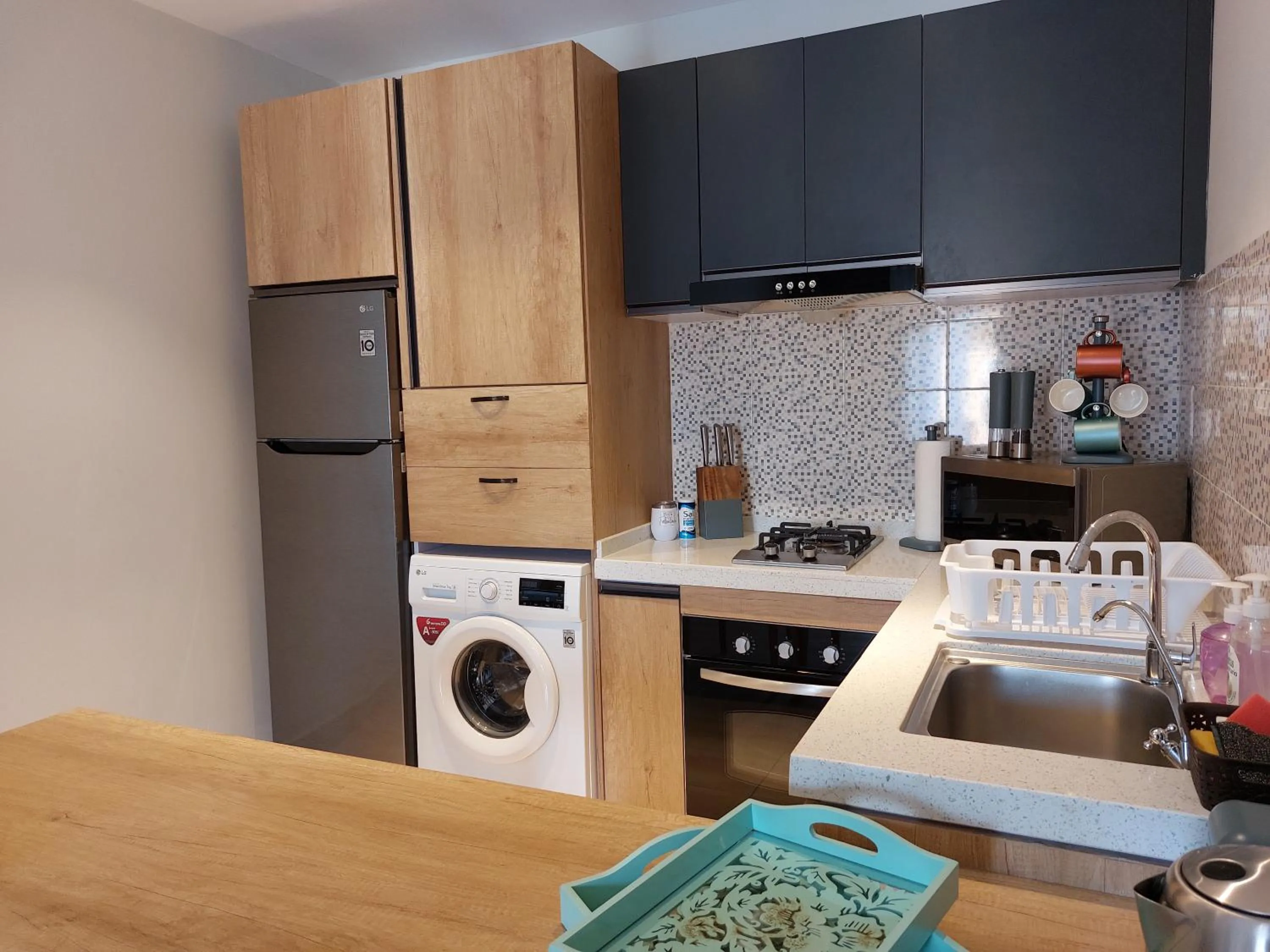 Kitchen or kitchenette in Forest View Apartments