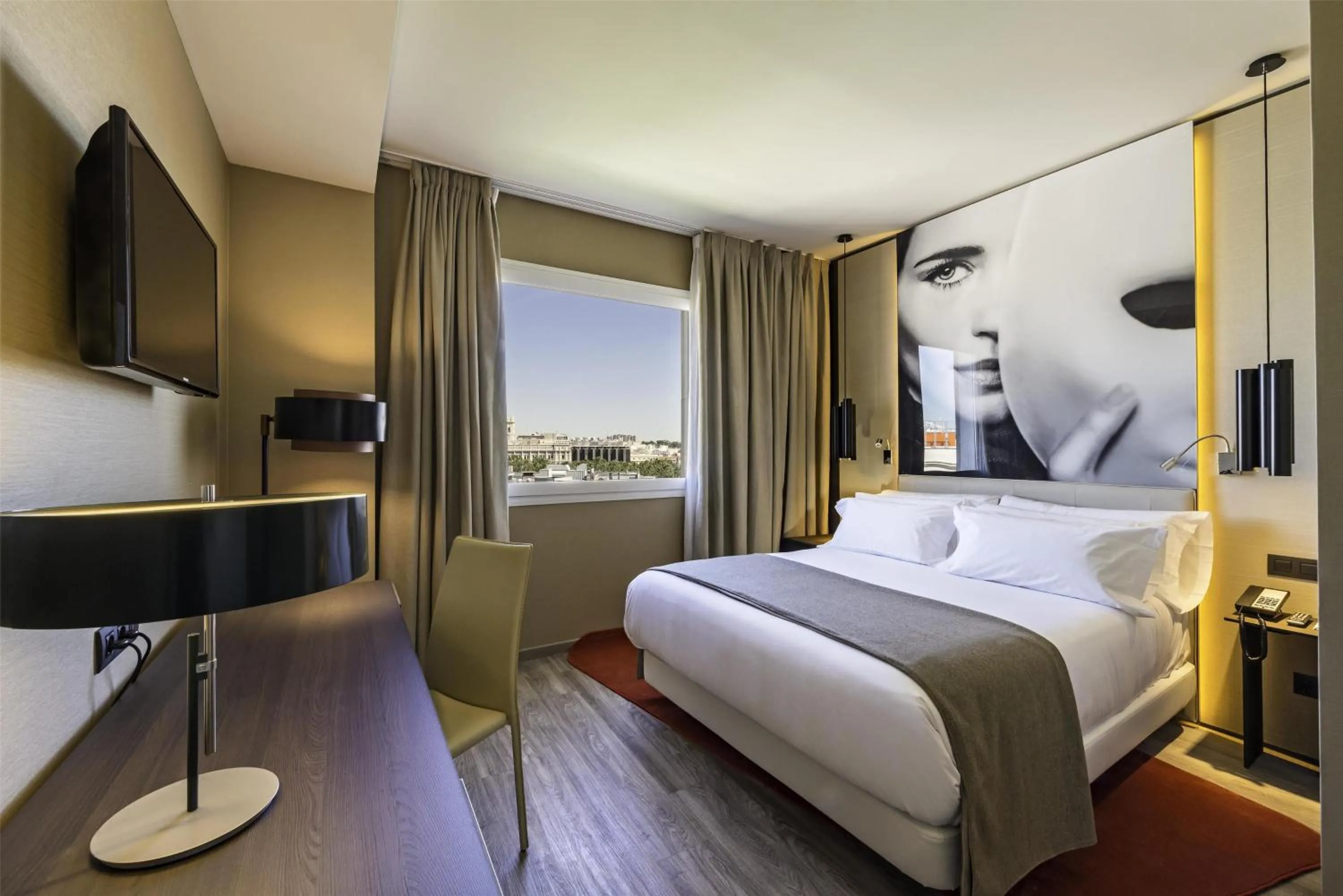 Bedroom, Bed in NH Collection Madrid Suecia