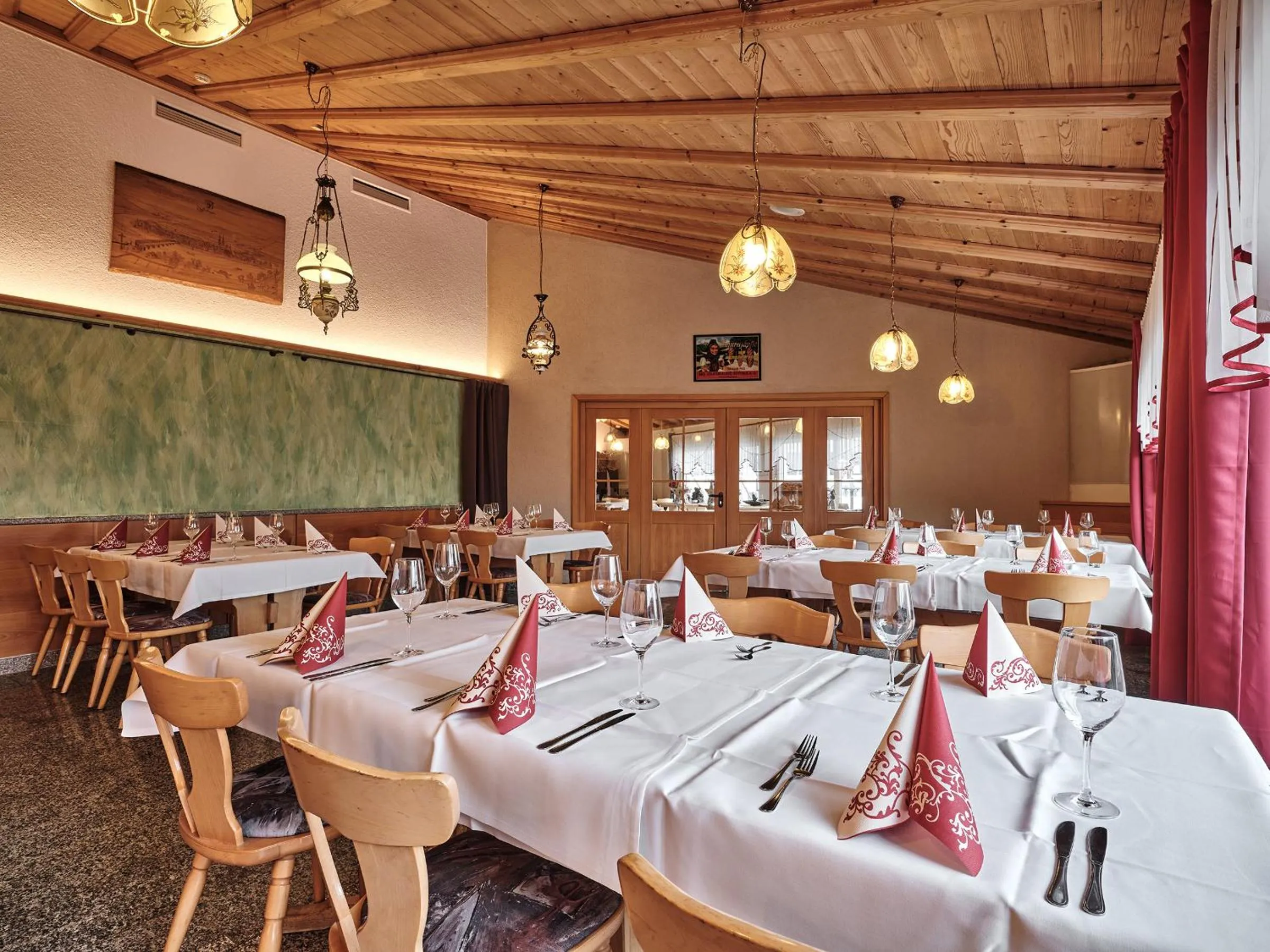 Restaurant/places to eat in TIPTOP Hotel am Hochrhein