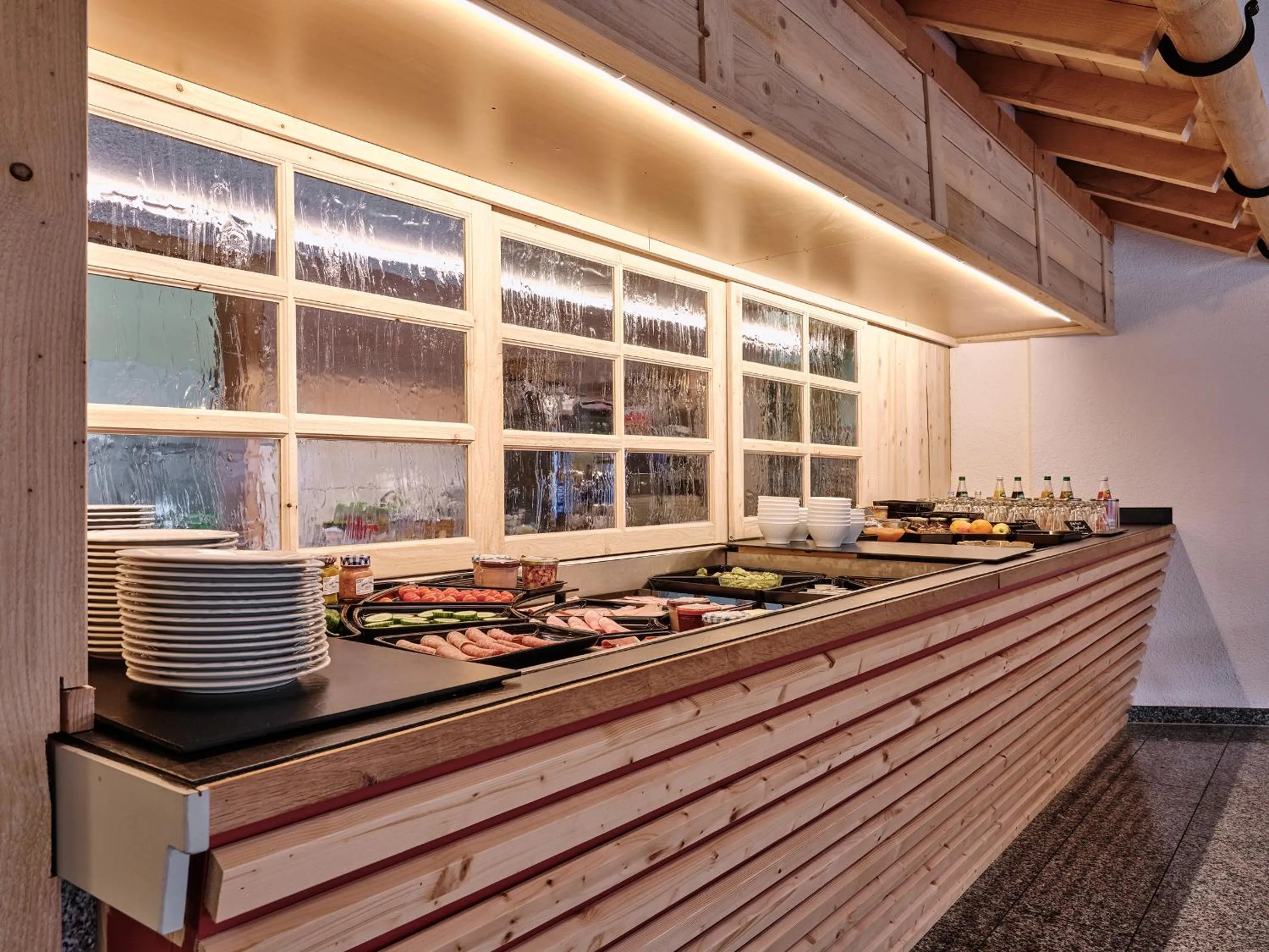 Restaurant/places to eat in TIPTOP Hotel am Hochrhein